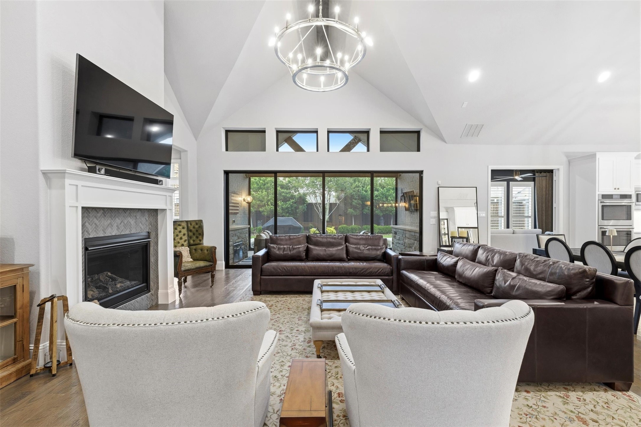 1670 Parkwood Drive