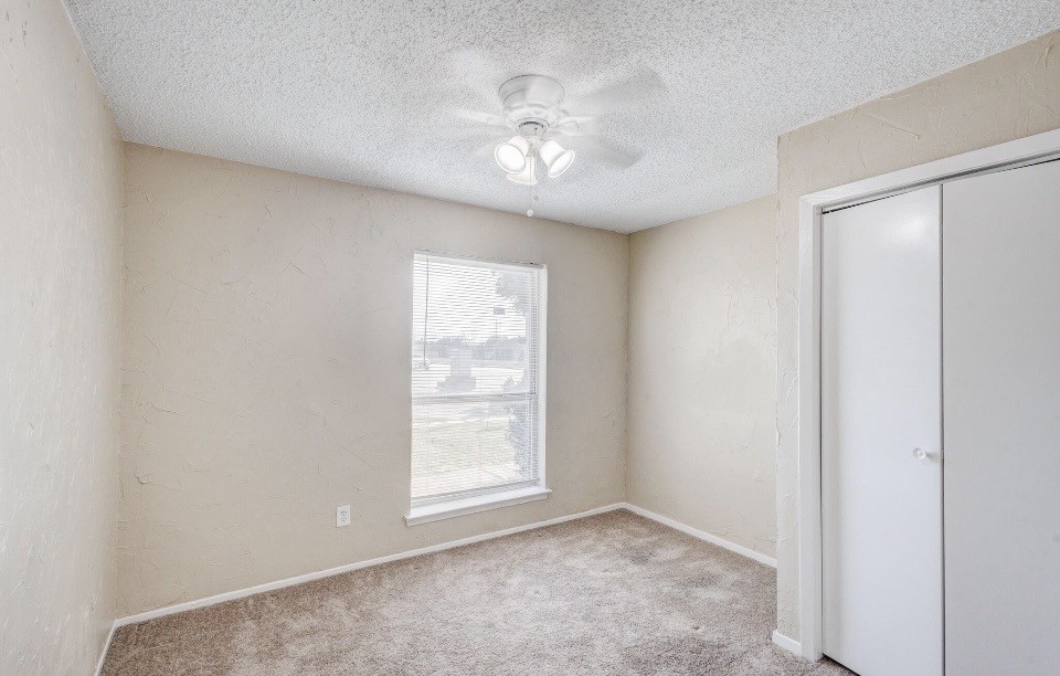 2101 Deerfield Drive