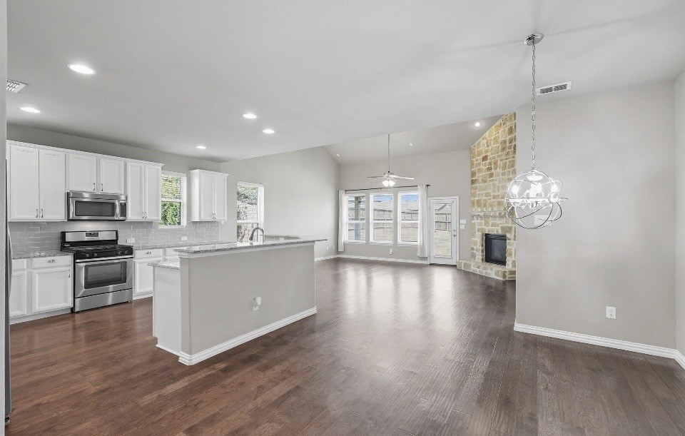 2509 Castle Creek Drive