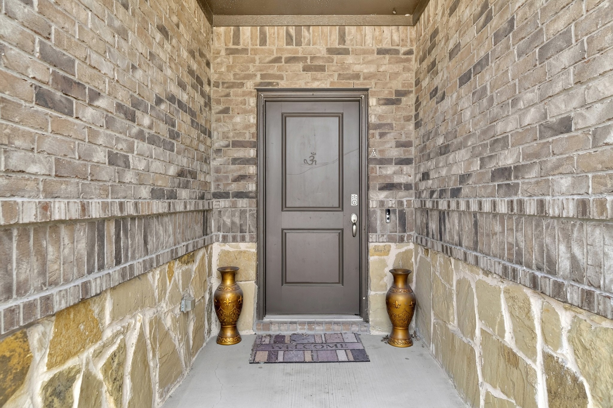 1103 Wagon Wheel Way