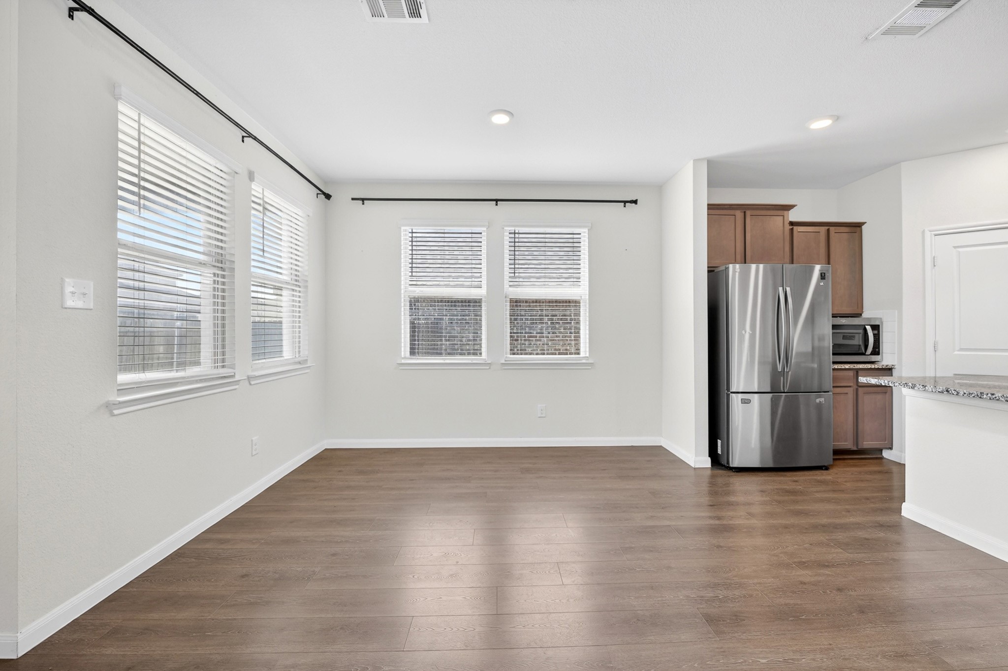 1103 Wagon Wheel Way