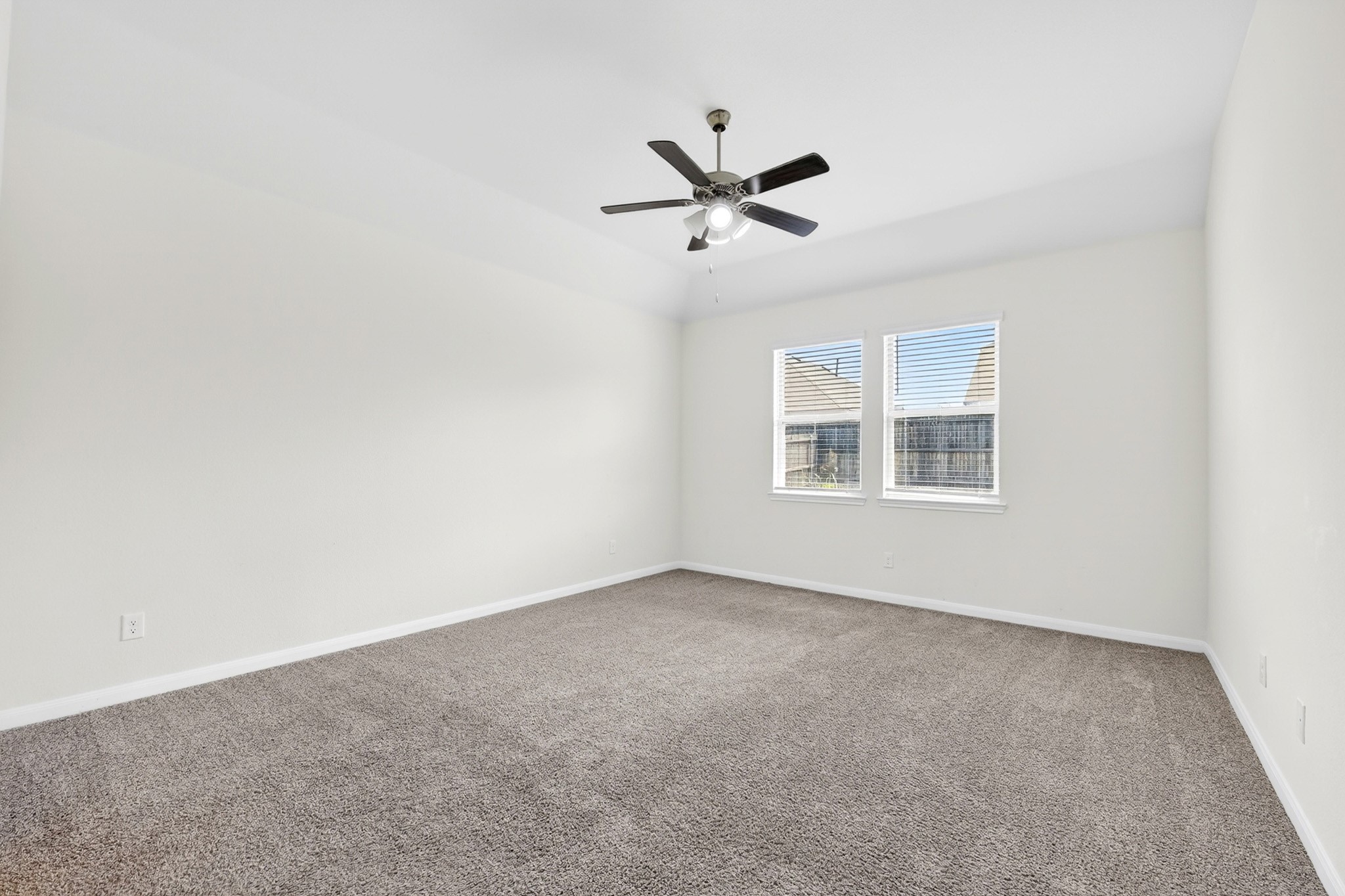 1103 Wagon Wheel Way