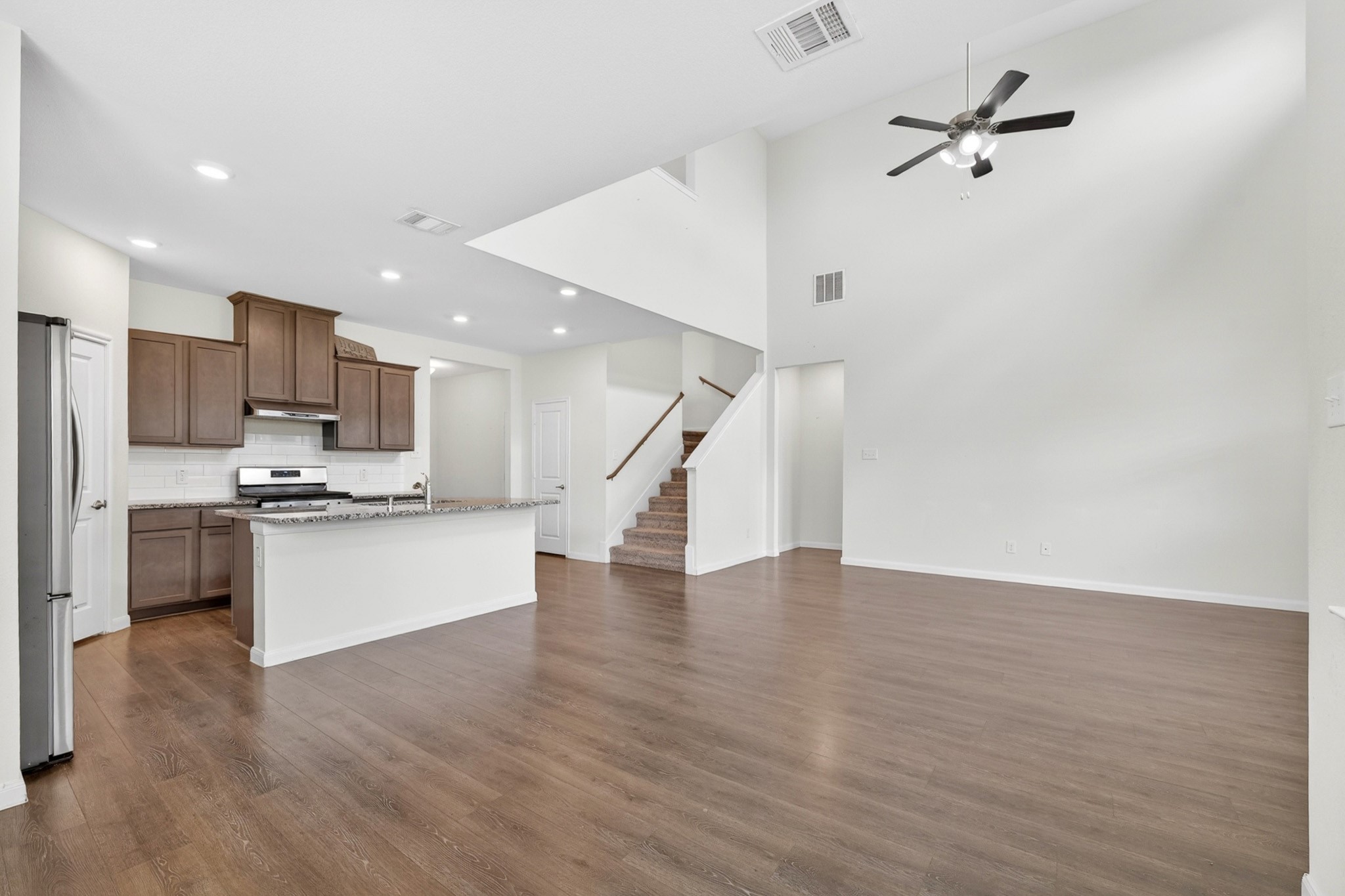 1103 Wagon Wheel Way