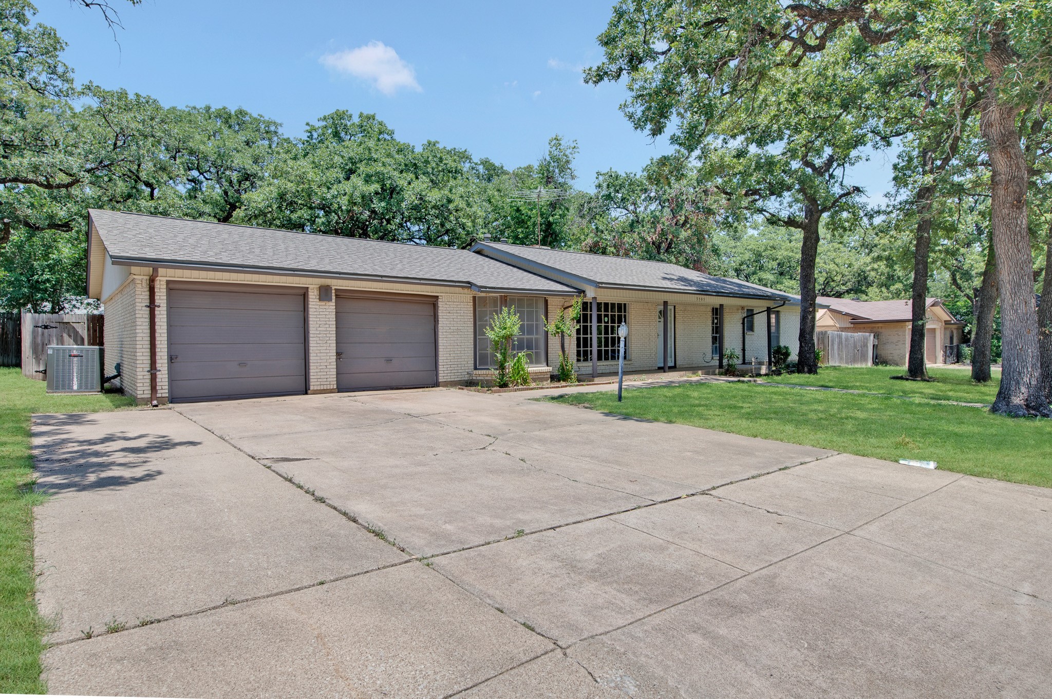 3505 Oak Haven Drive
