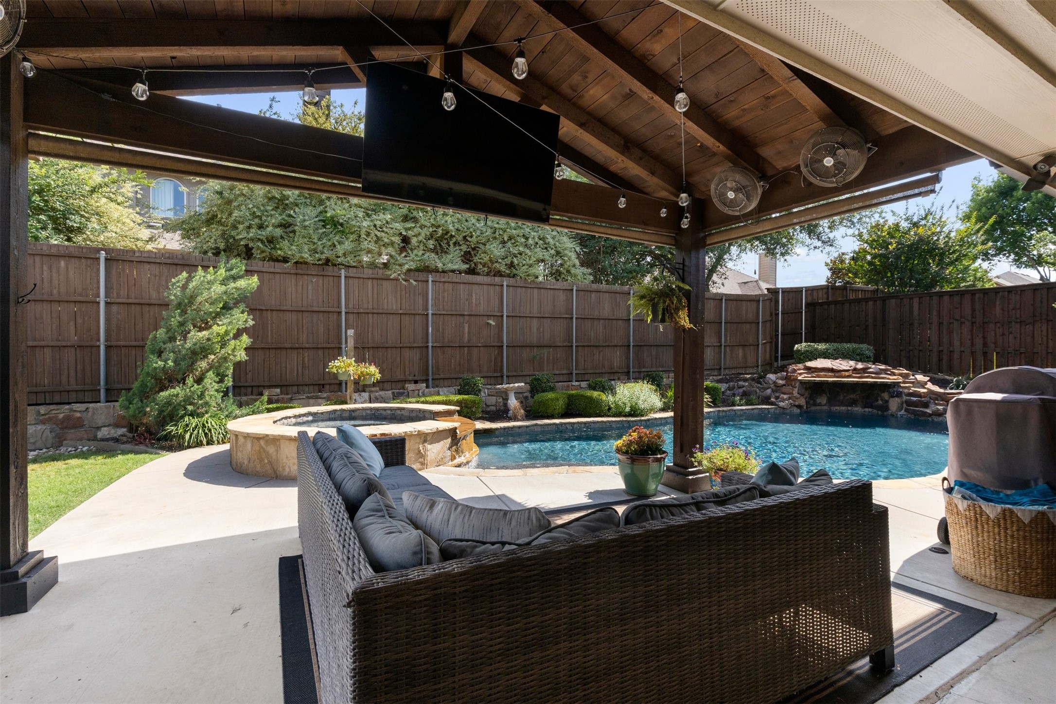 1430 Crescent Valley Drive