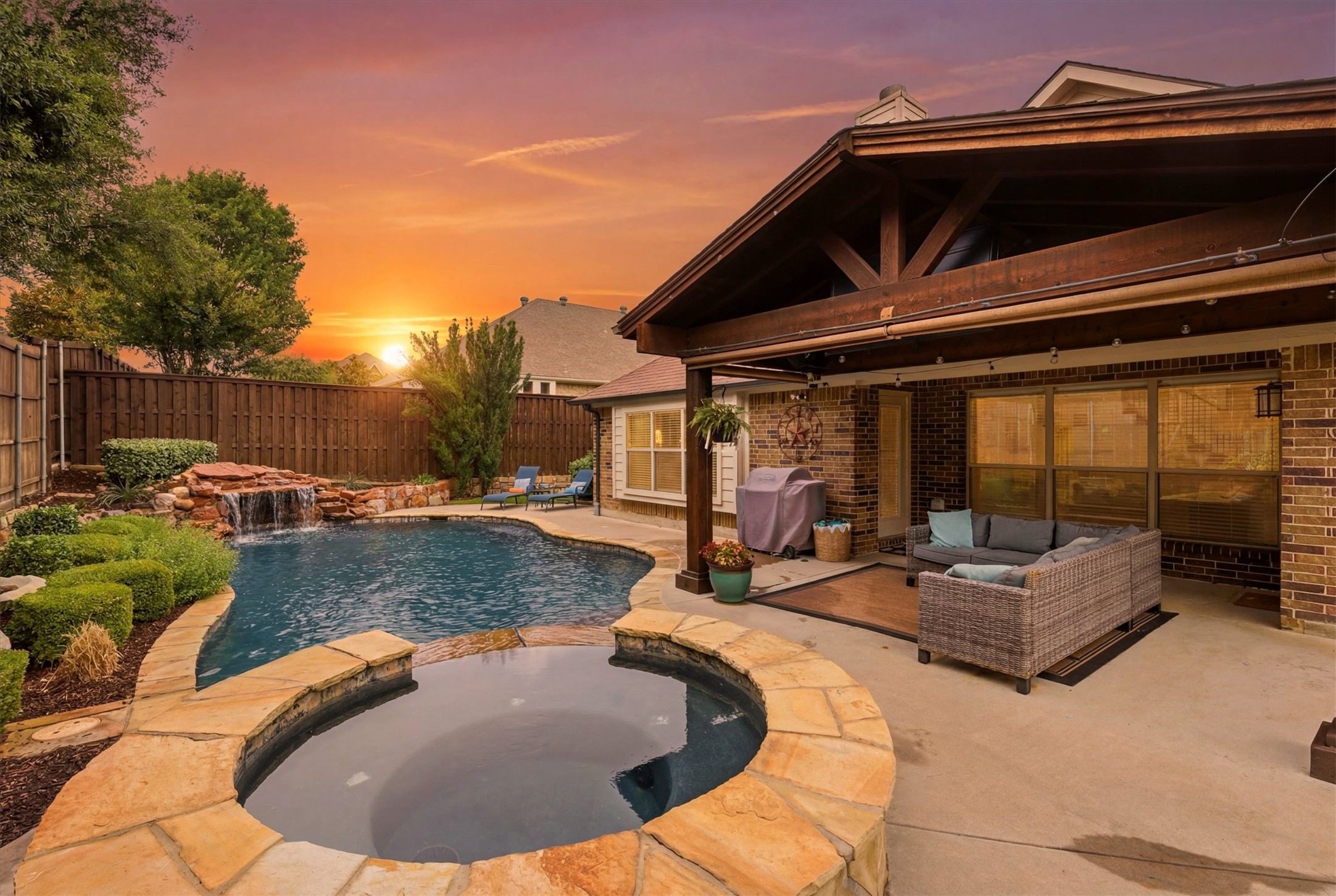 1430 Crescent Valley Drive