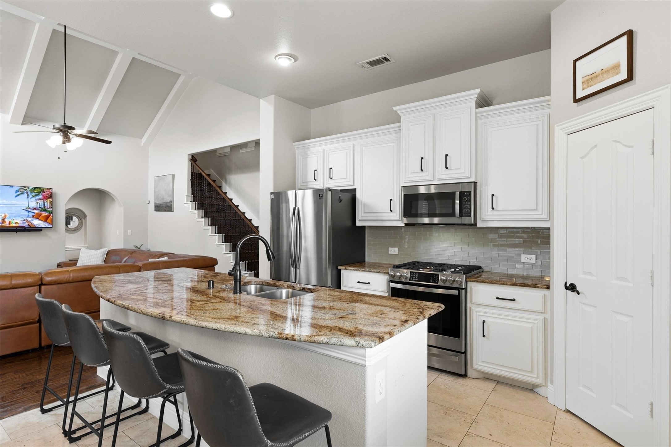 1430 Crescent Valley Drive