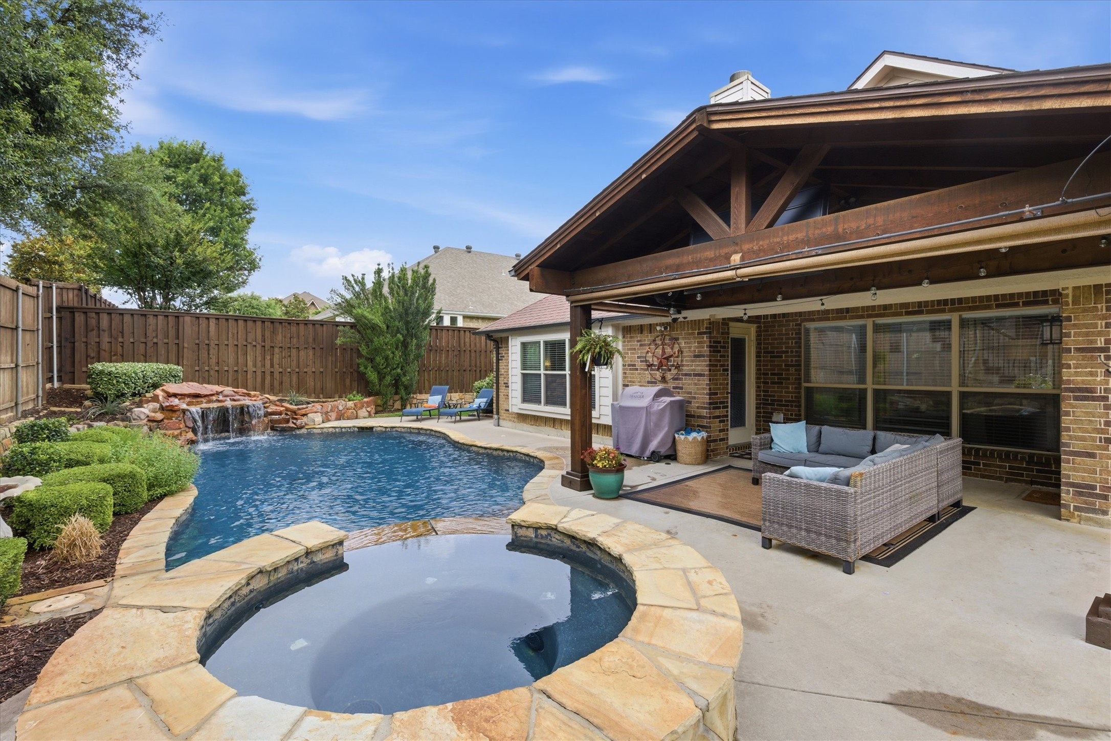 1430 Crescent Valley Drive