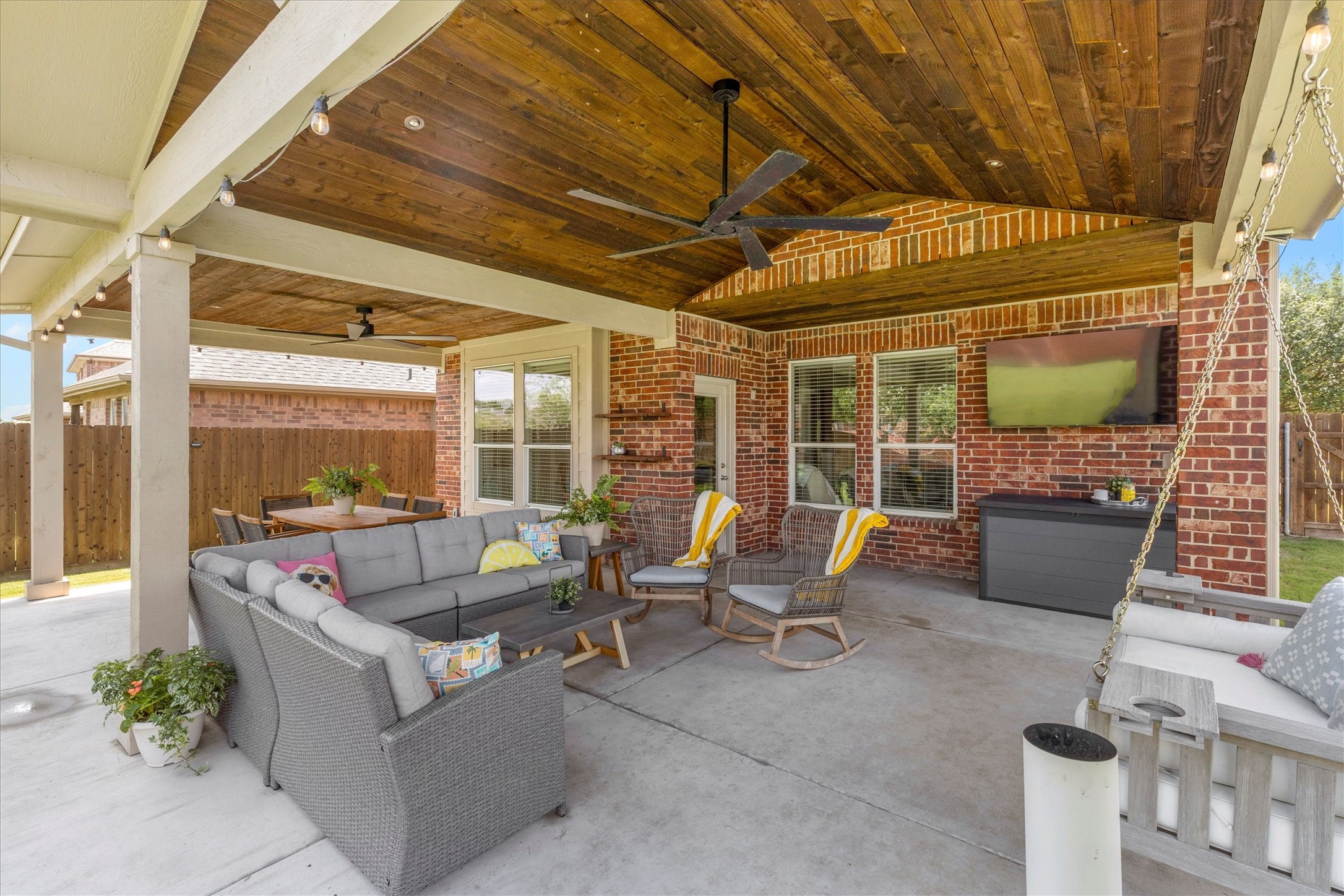 1716 Adams Place
