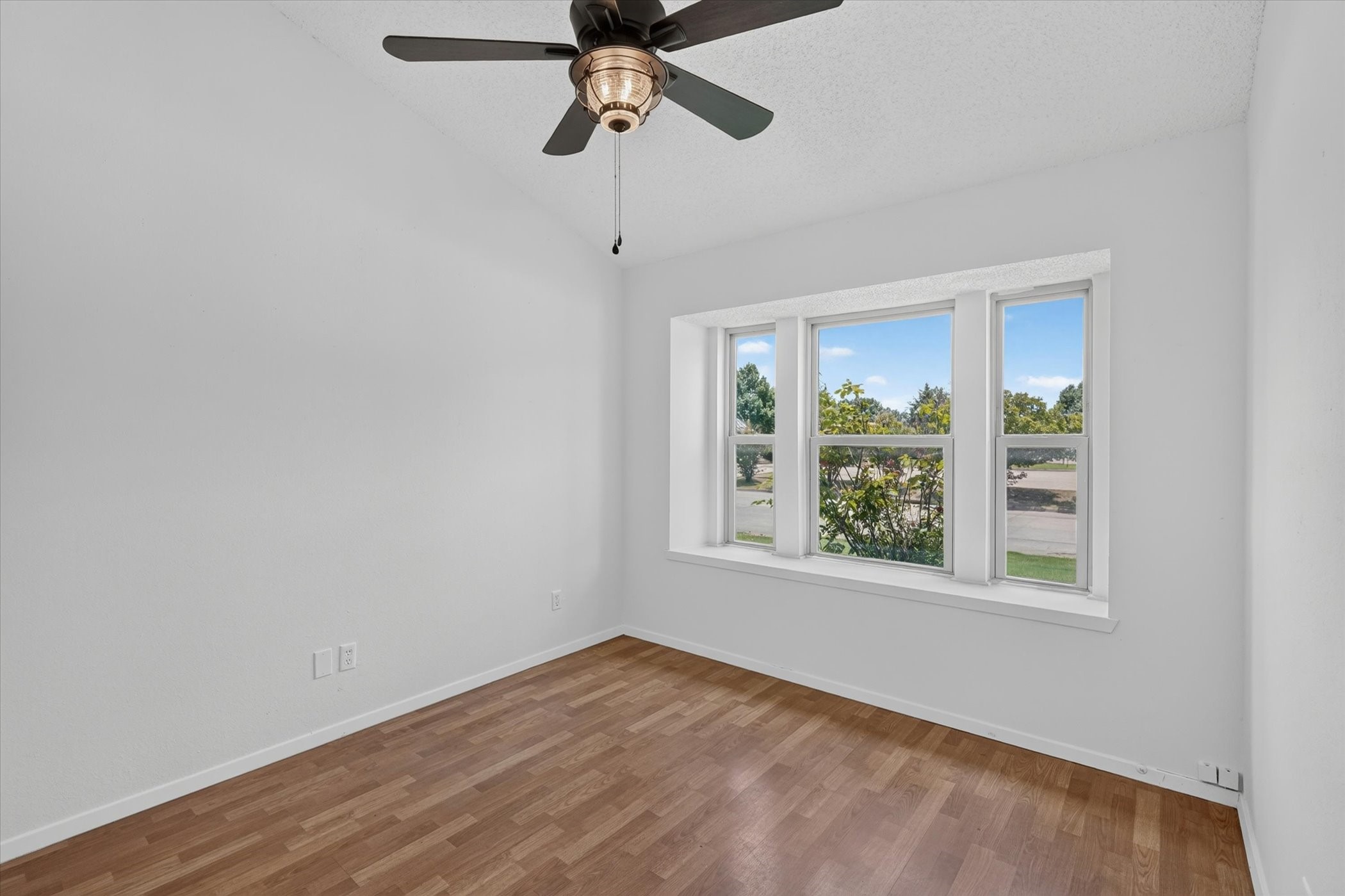 3408 Meadowview Drive
