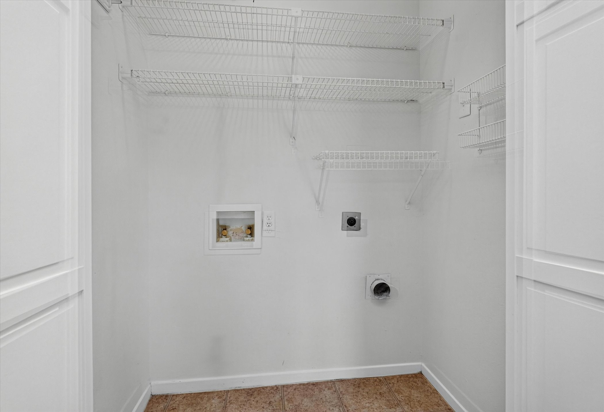 3408 Meadowview Drive