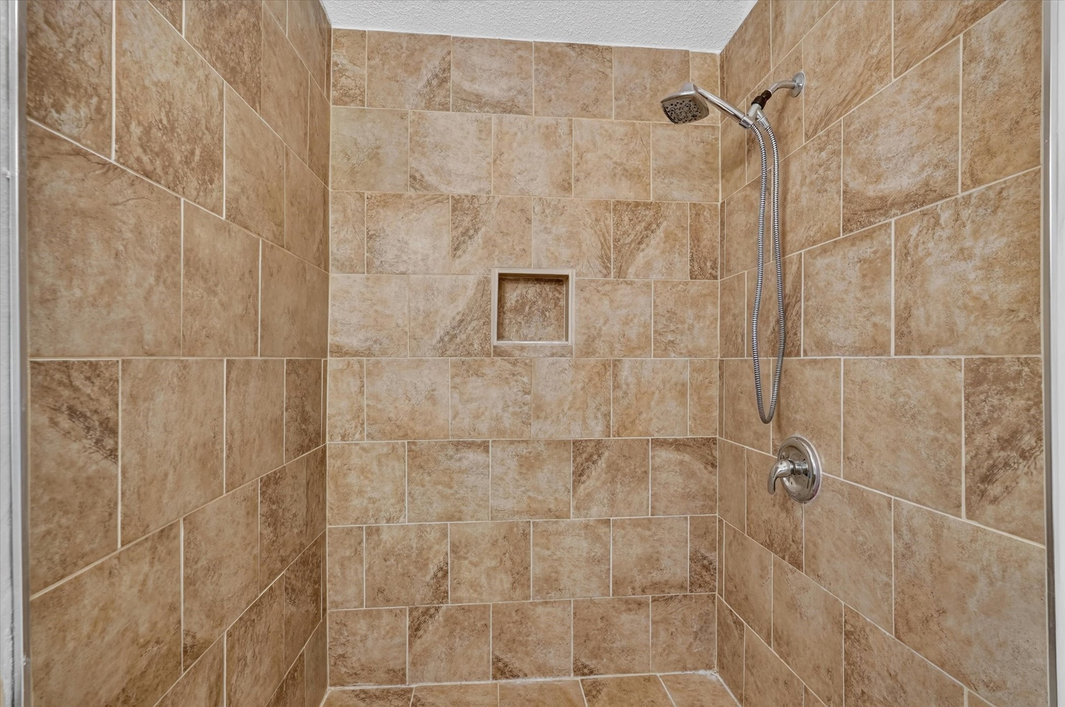 3408 Meadowview Drive