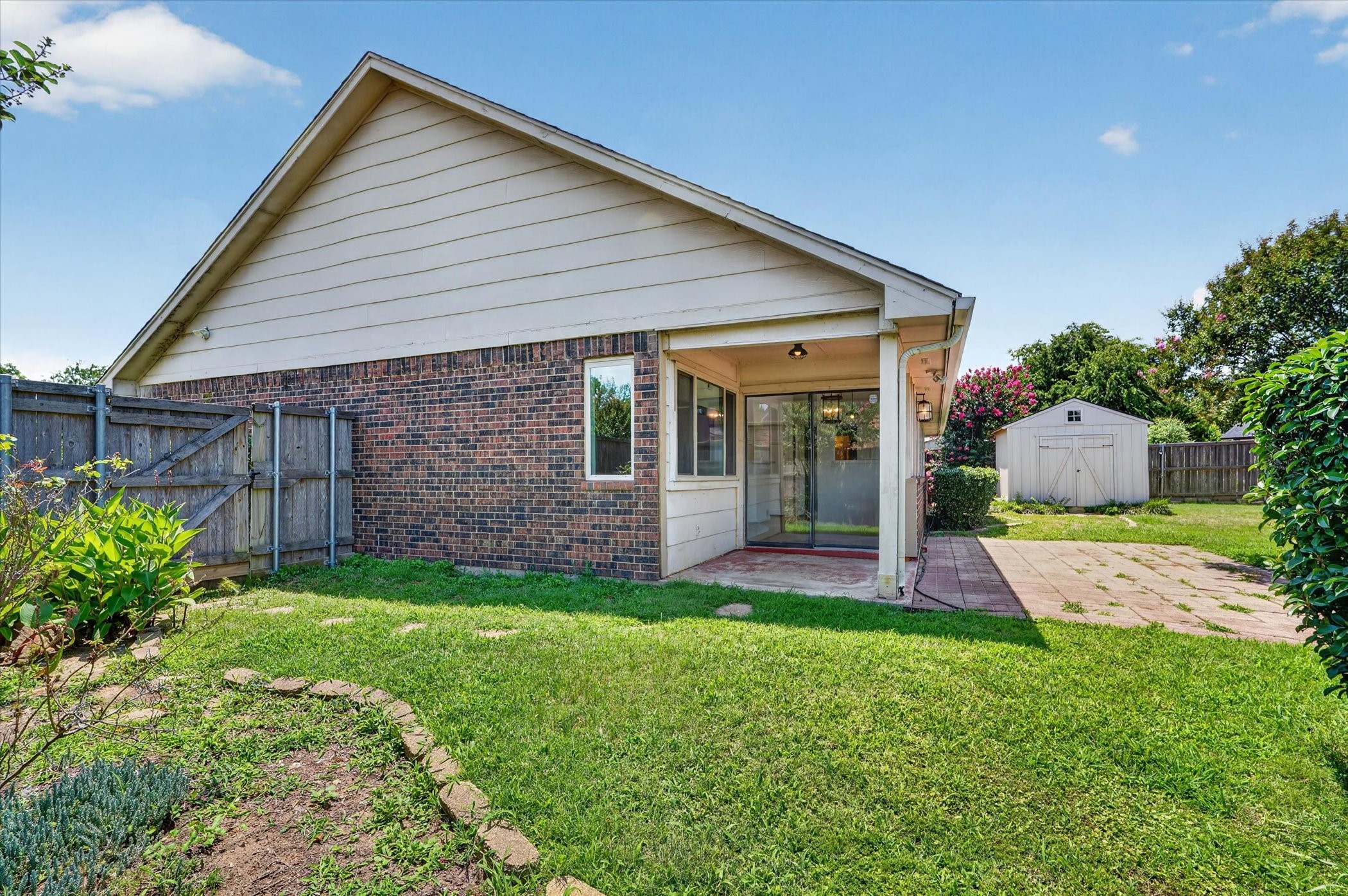 3408 Meadowview Drive