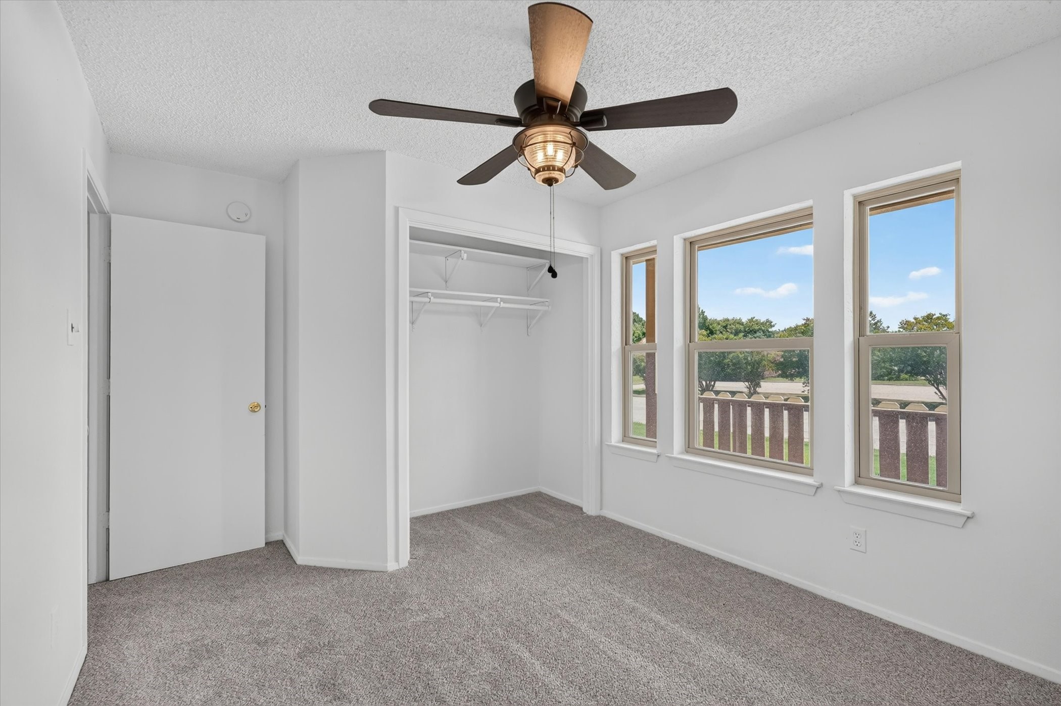 3408 Meadowview Drive