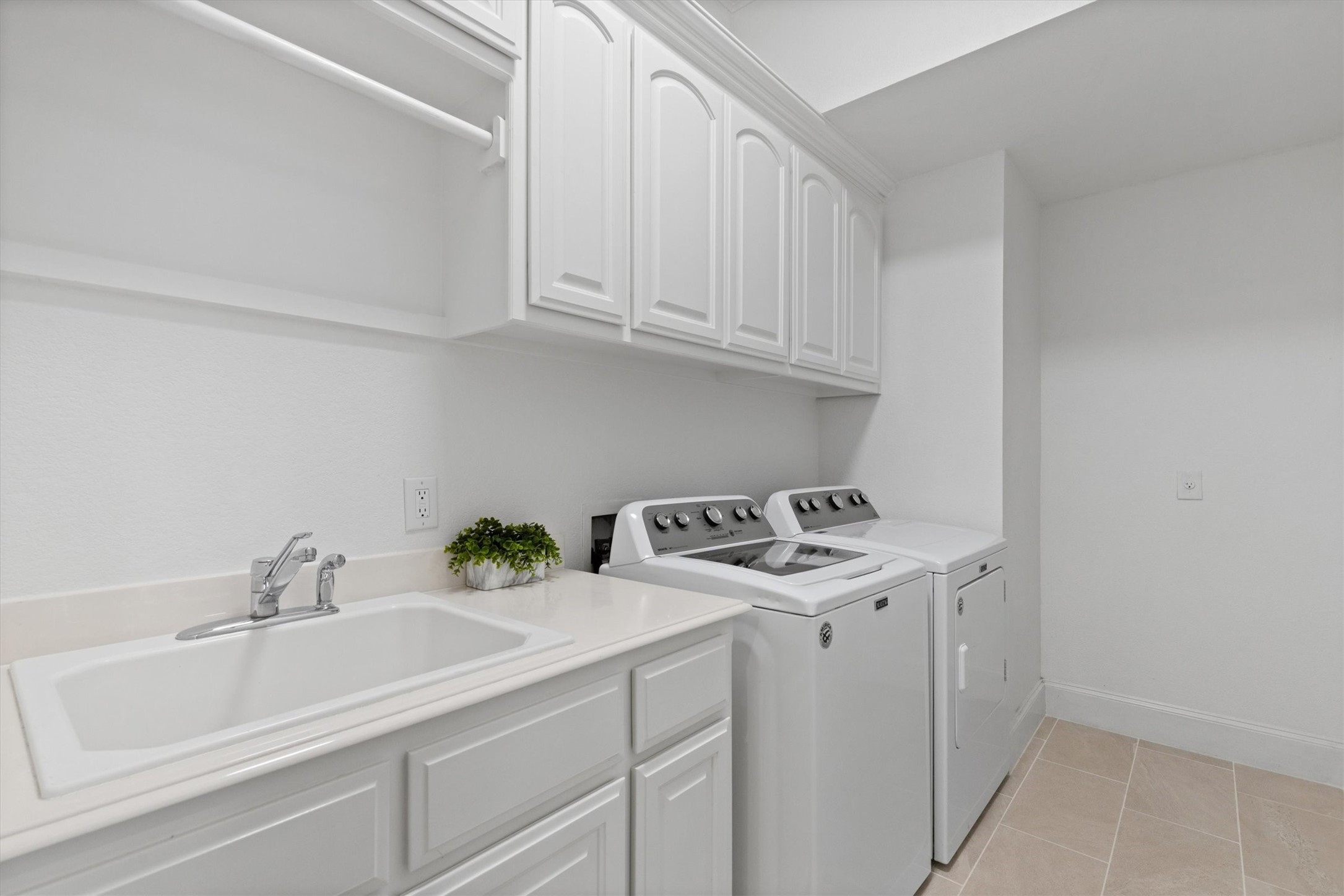 3063 Cedar Trail