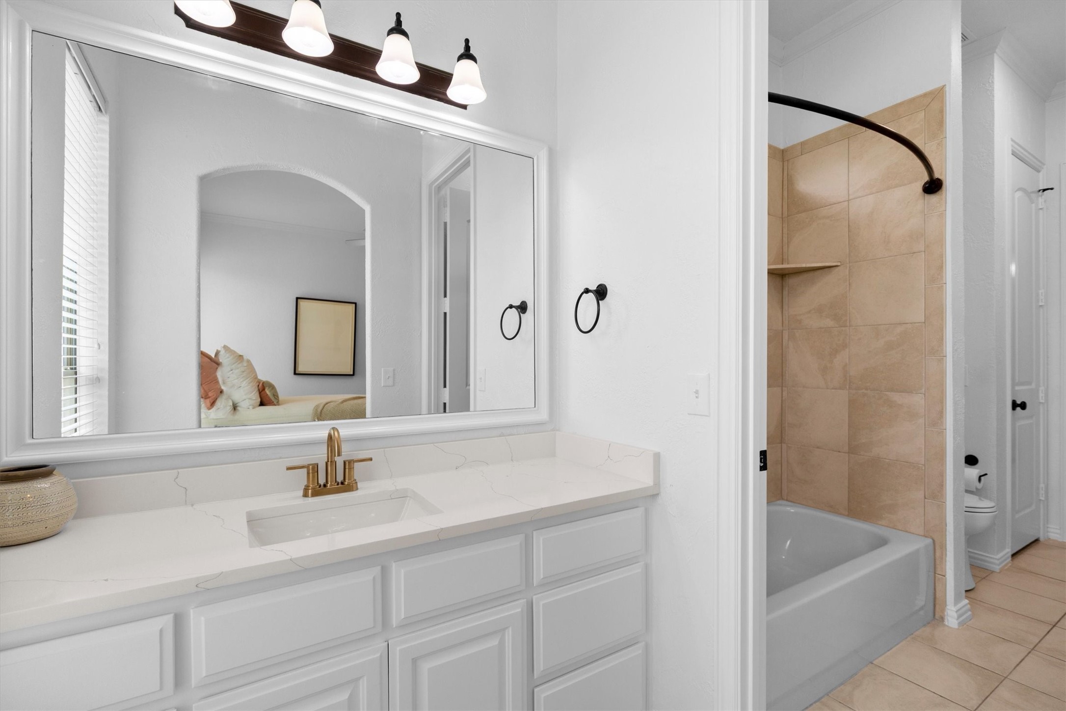 3063 Cedar Trail