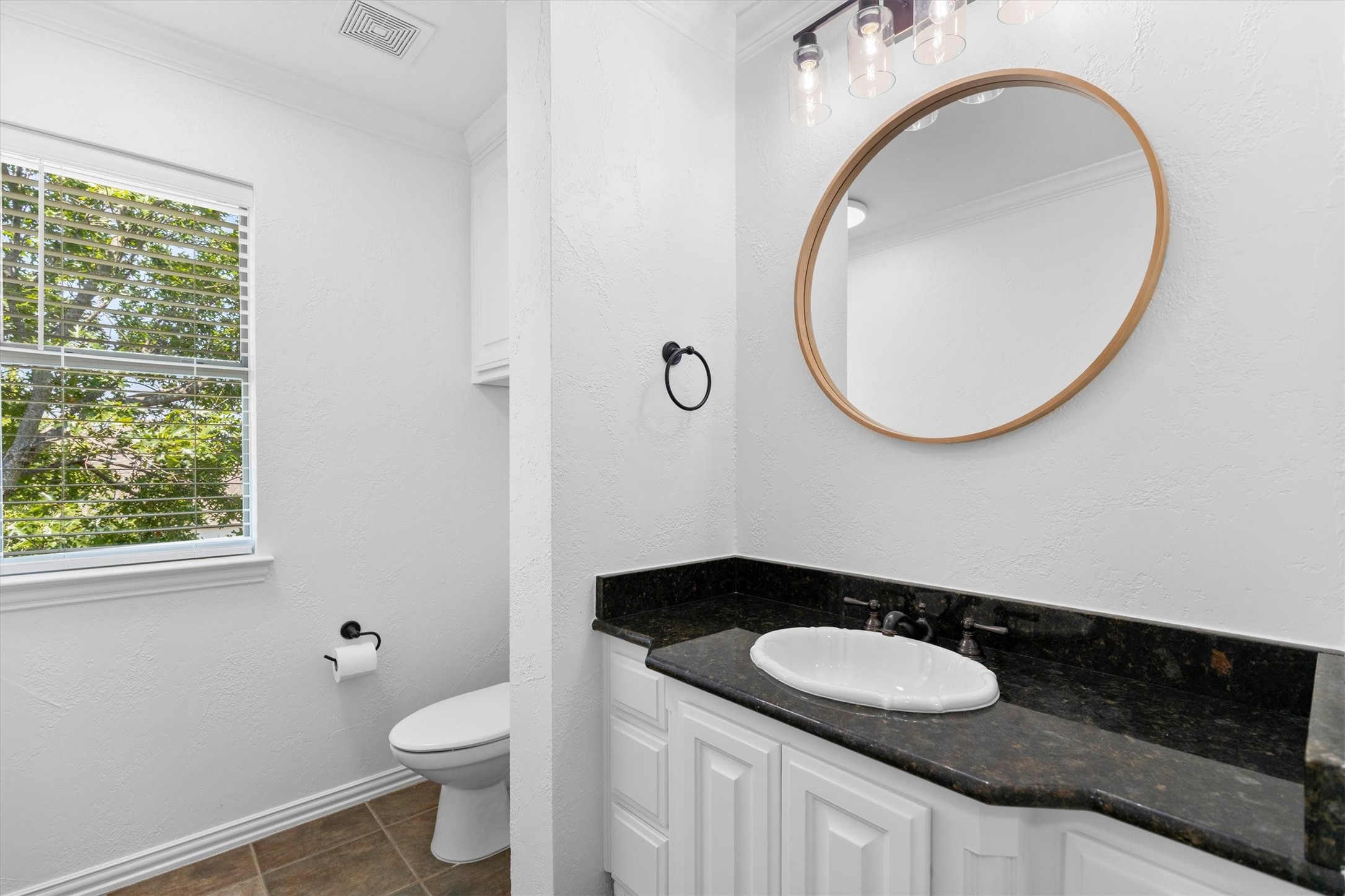 3063 Cedar Trail