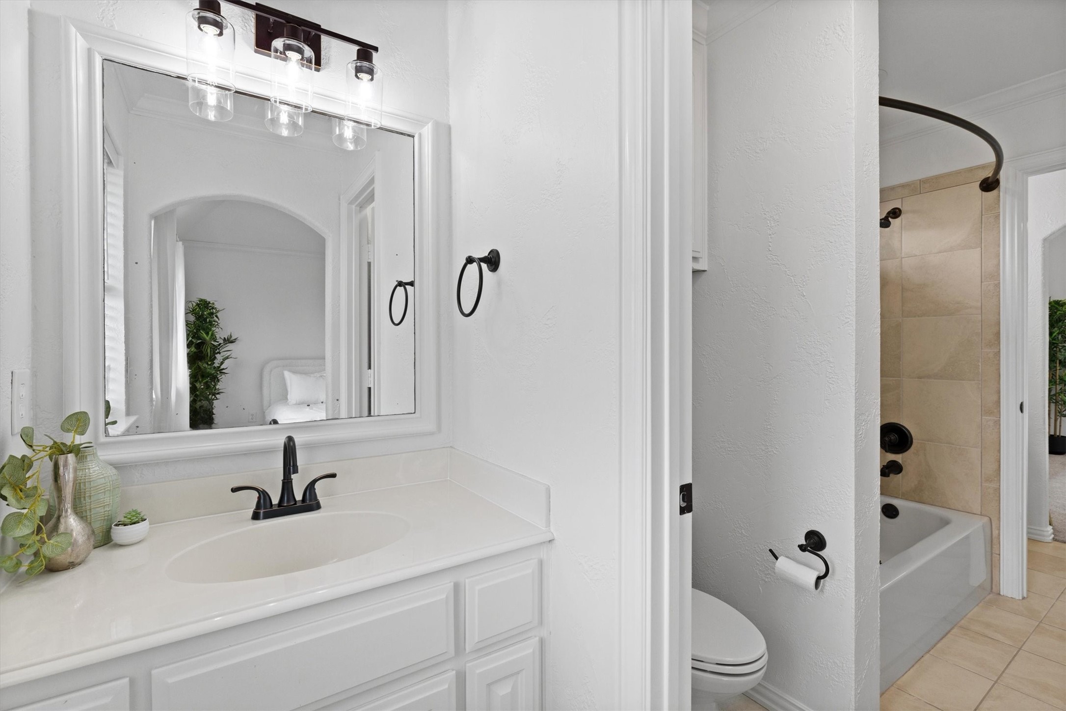 3063 Cedar Trail