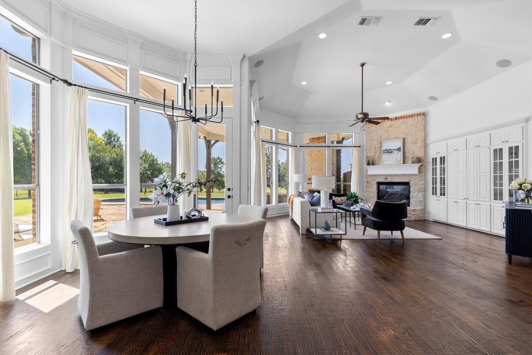 3063 Cedar Trail