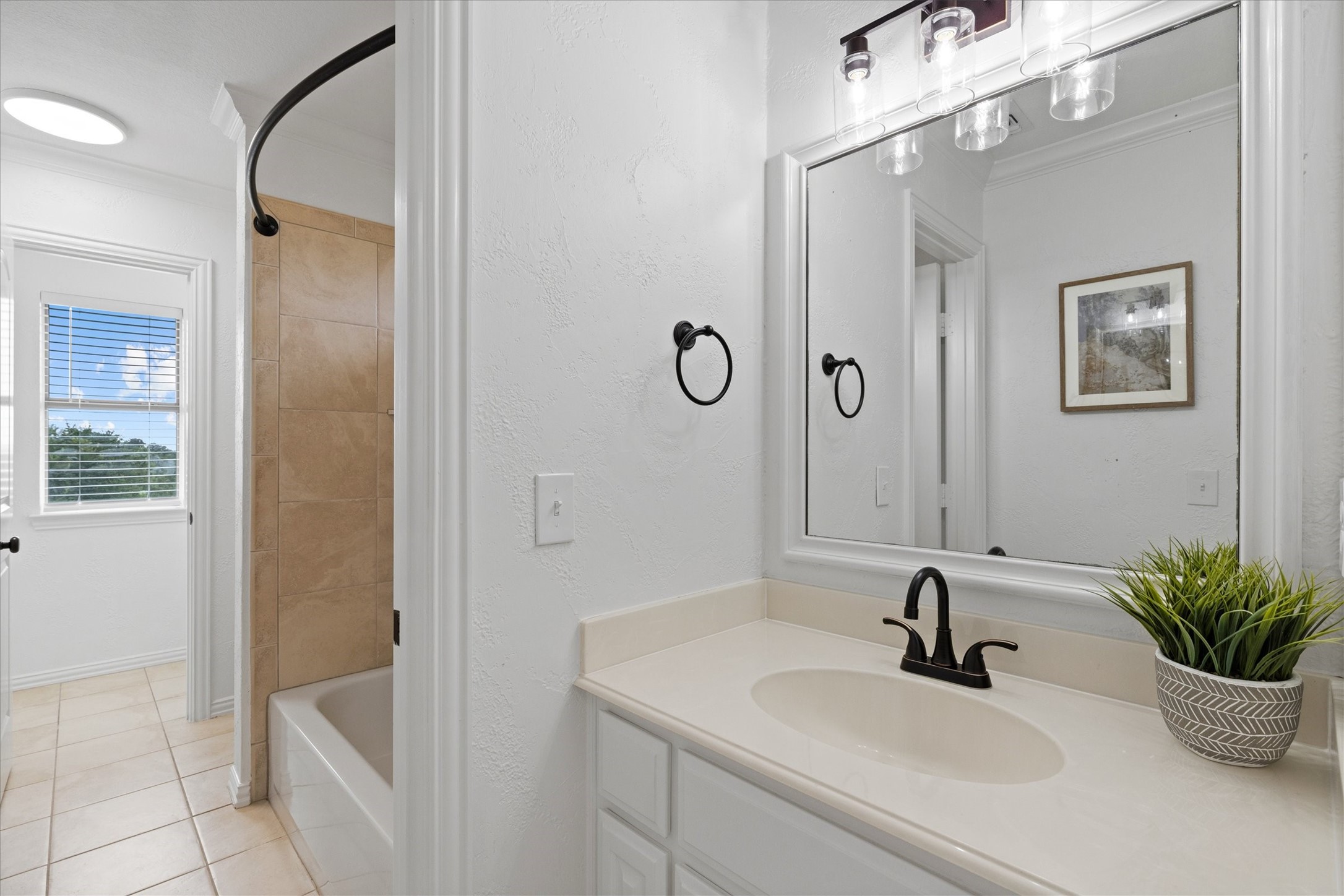 3063 Cedar Trail