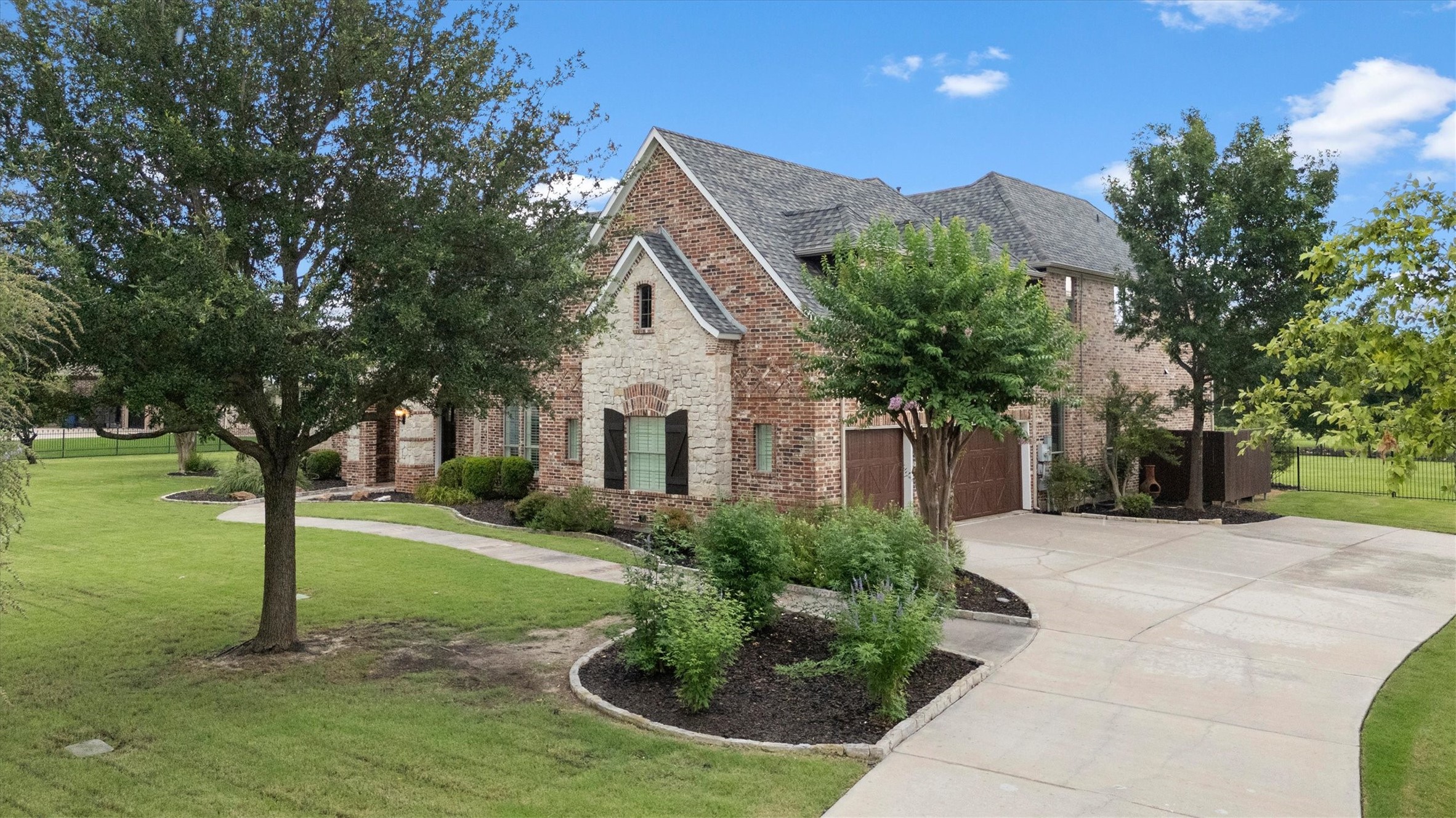 3063 Cedar Trail