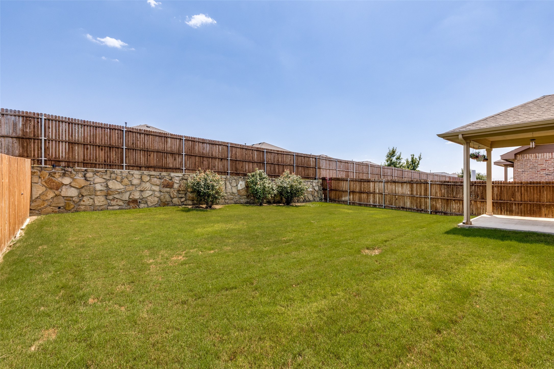 1148 Lakeville Drive