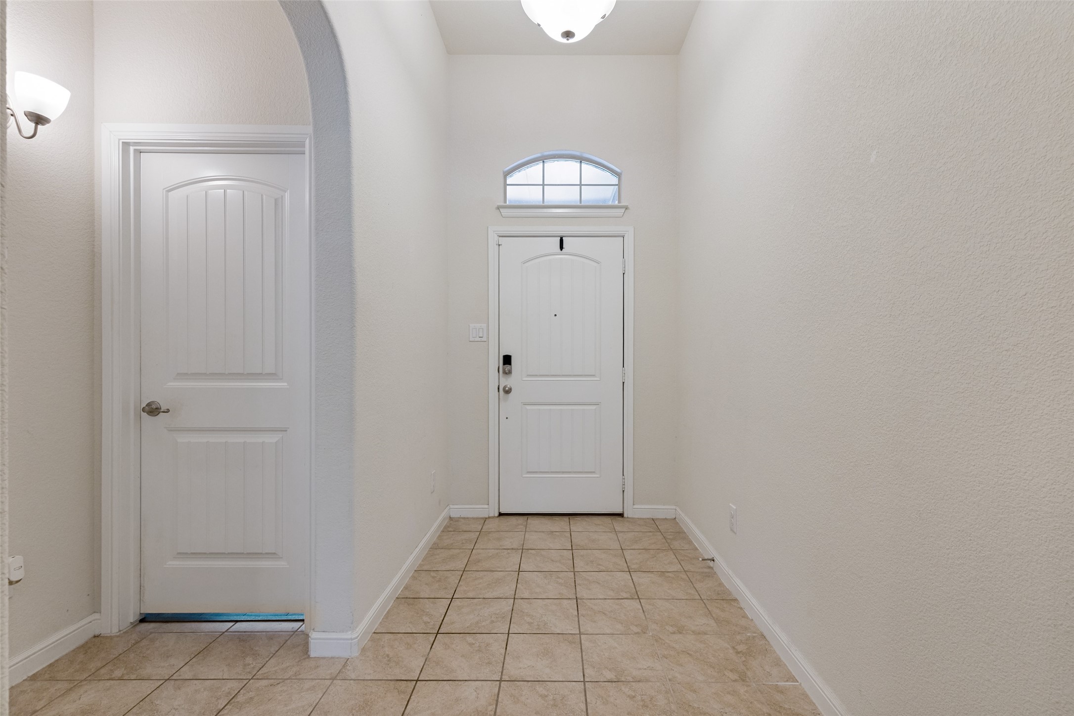 1148 Lakeville Drive