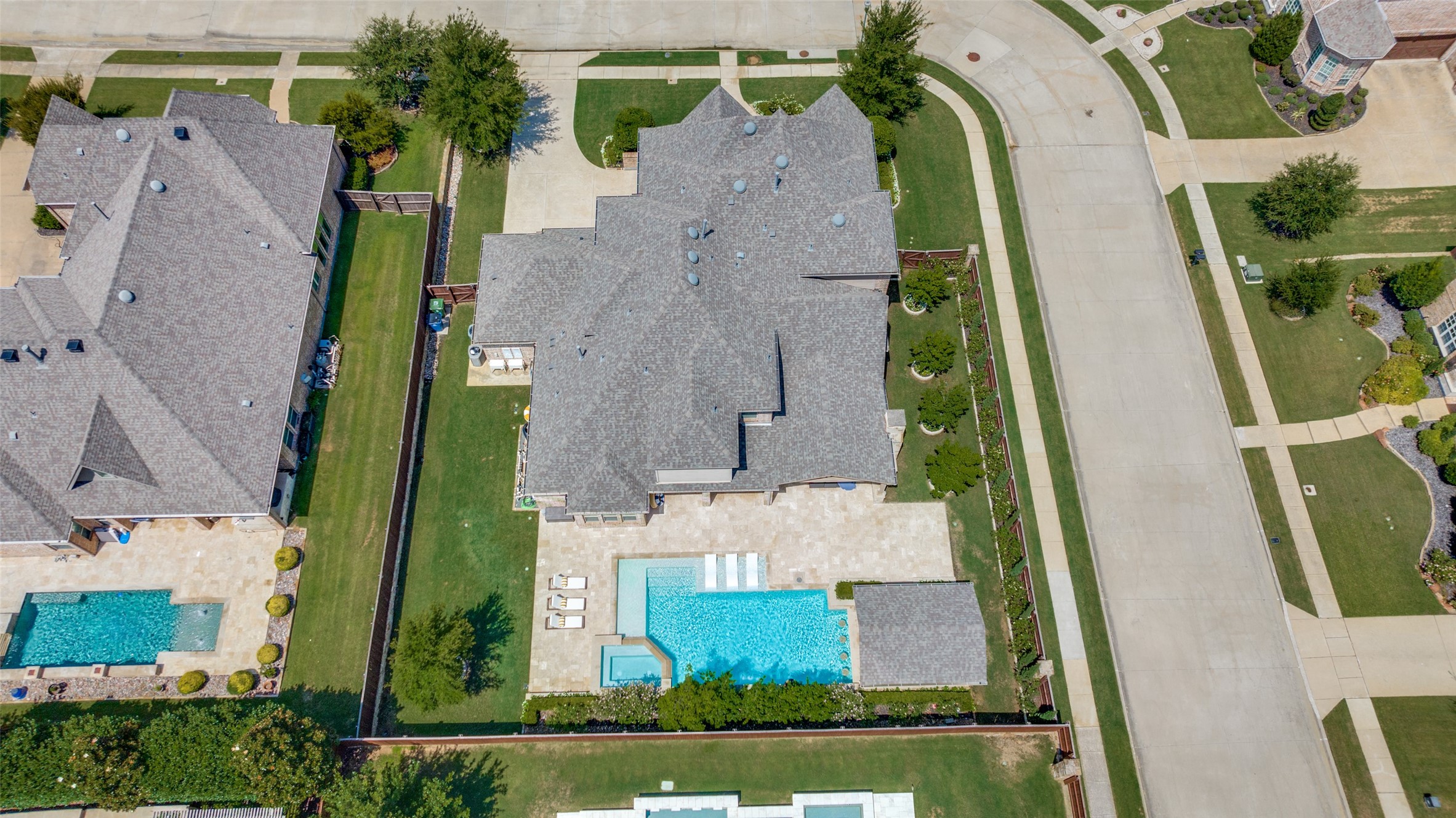 4008 Badenoch Way