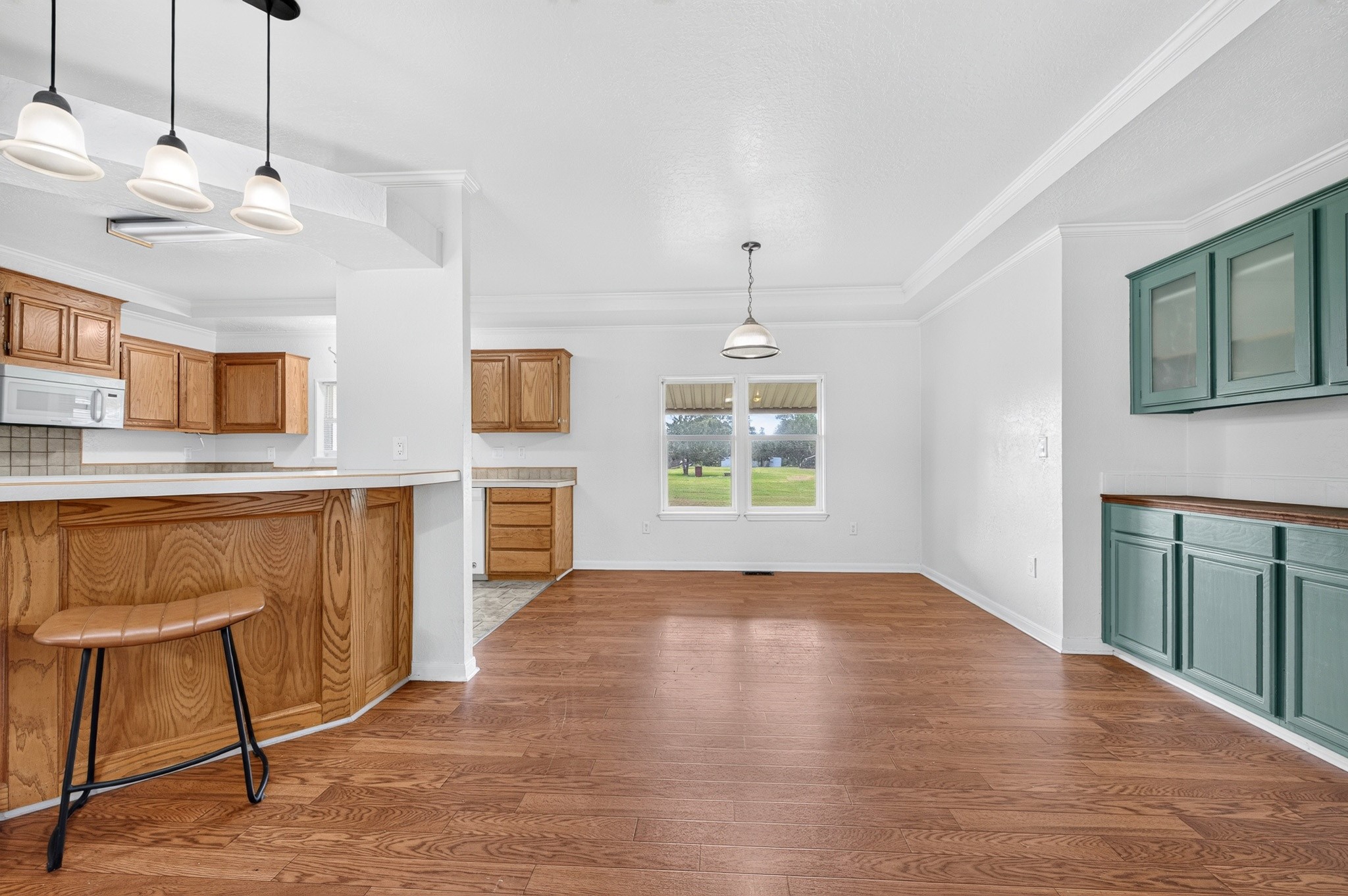 923 County Road 2415