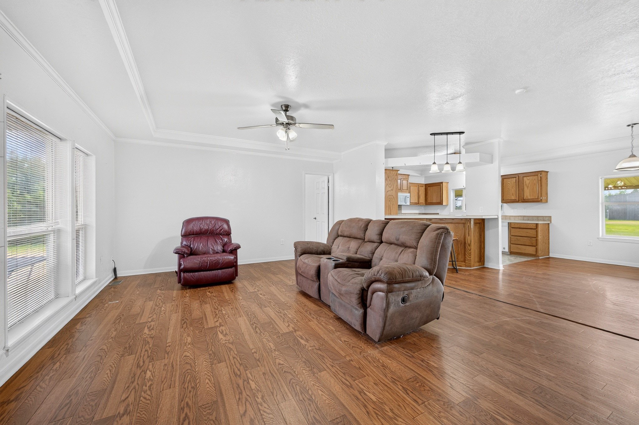 923 County Road 2415