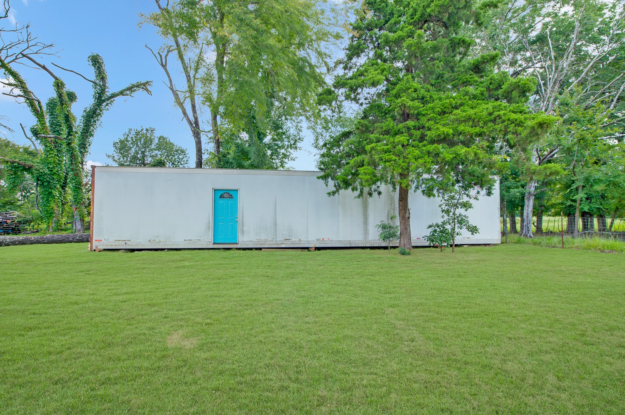 923 County Road 2415