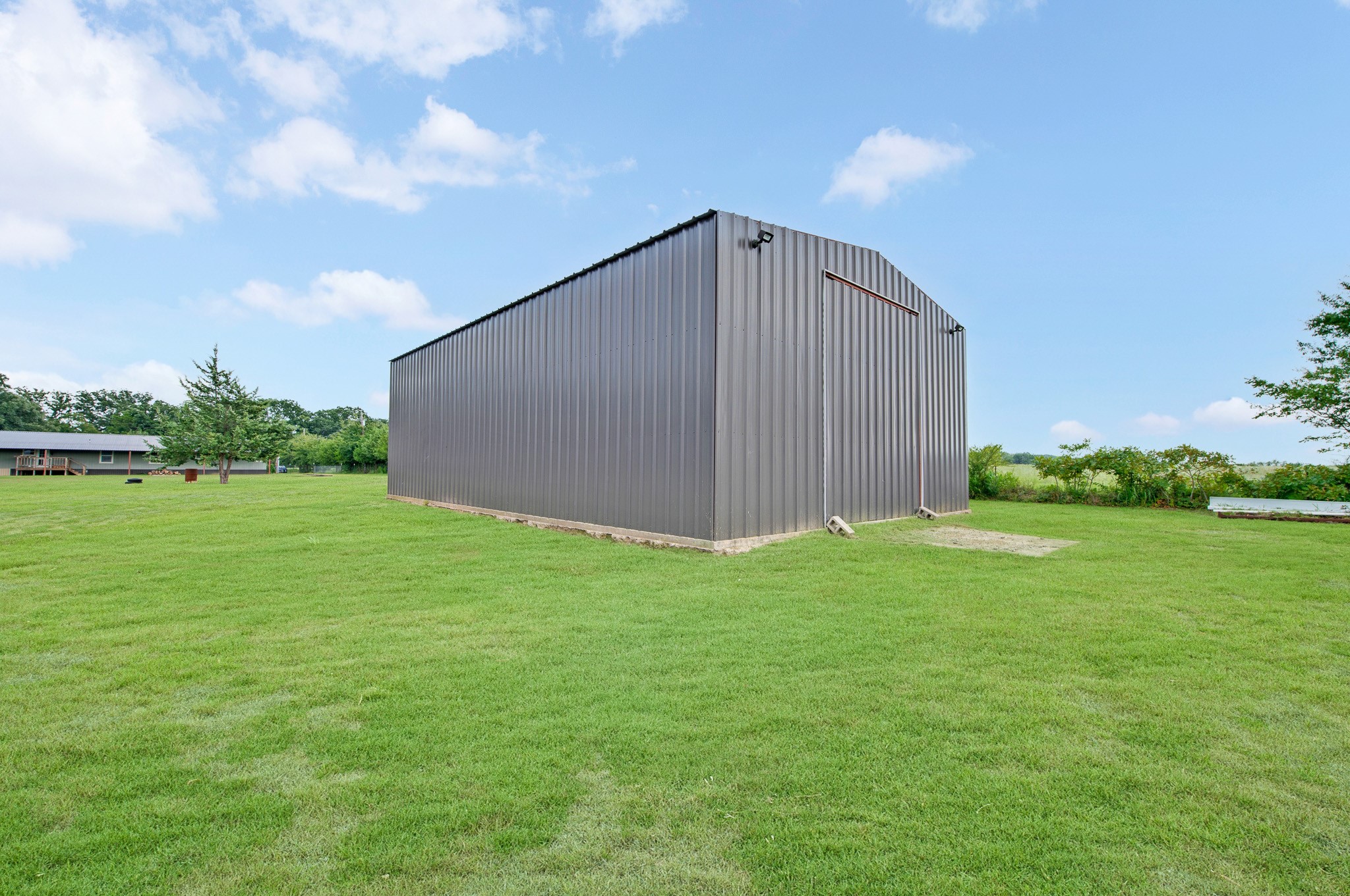 923 County Road 2415