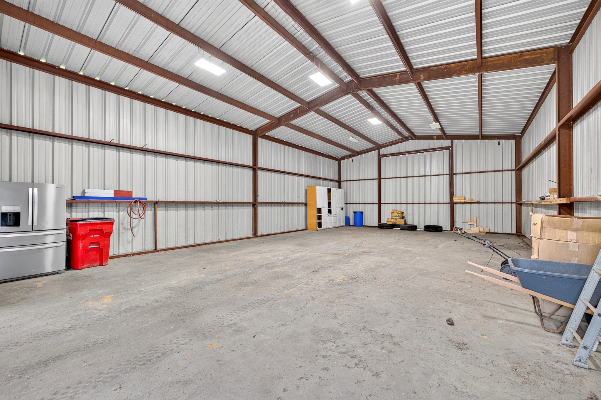 923 County Road 2415