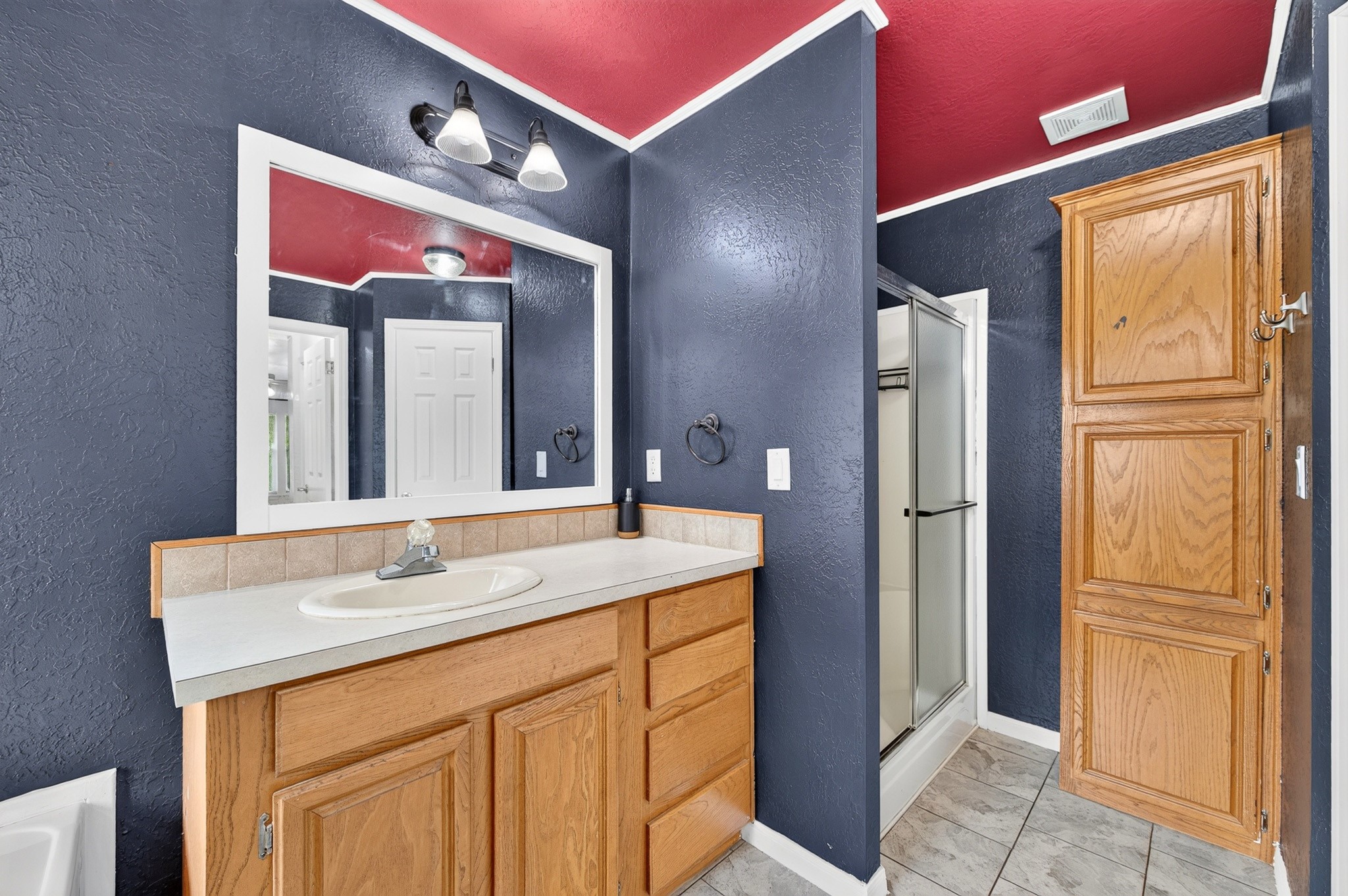 923 County Road 2415