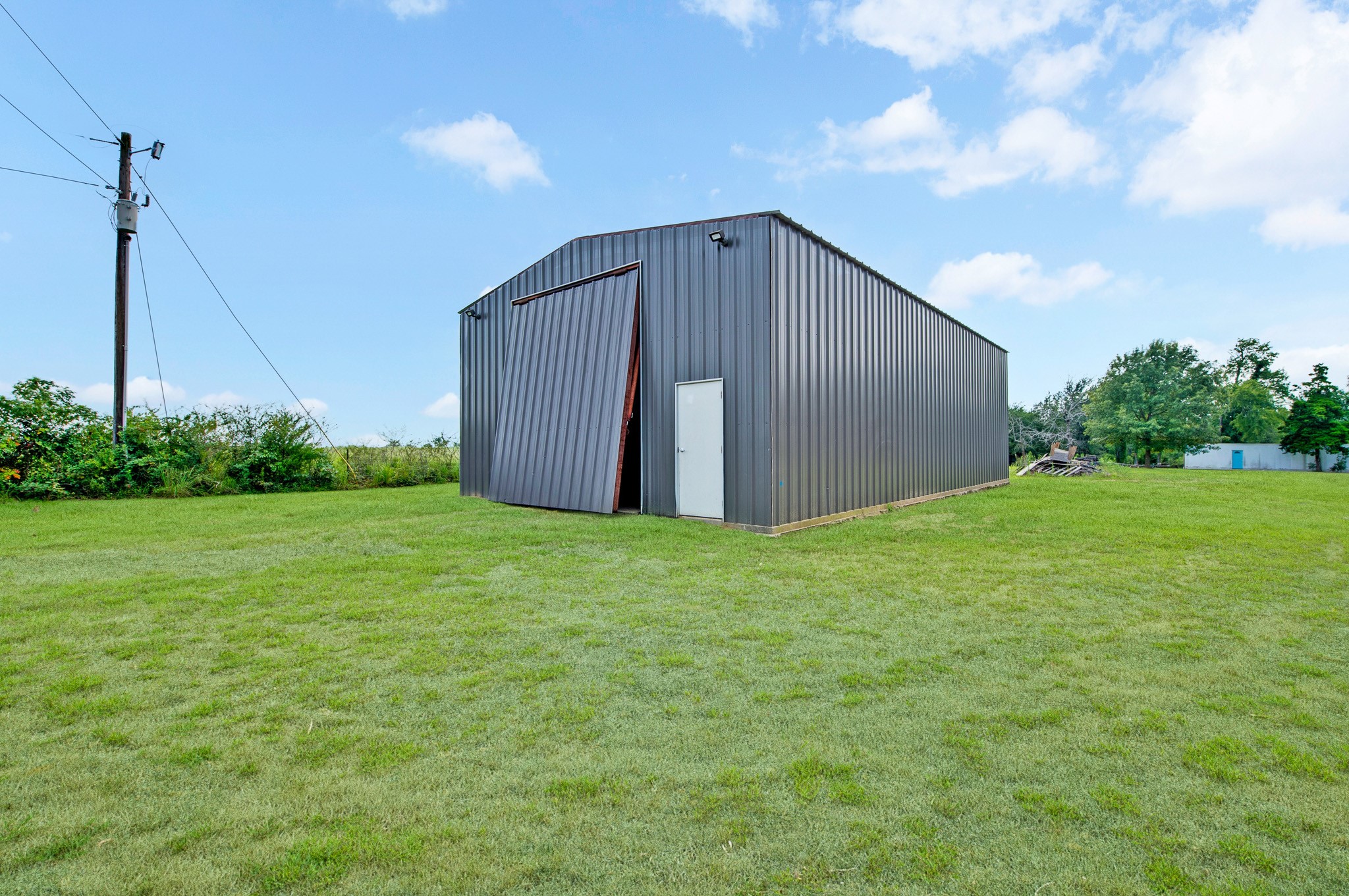 923 County Road 2415