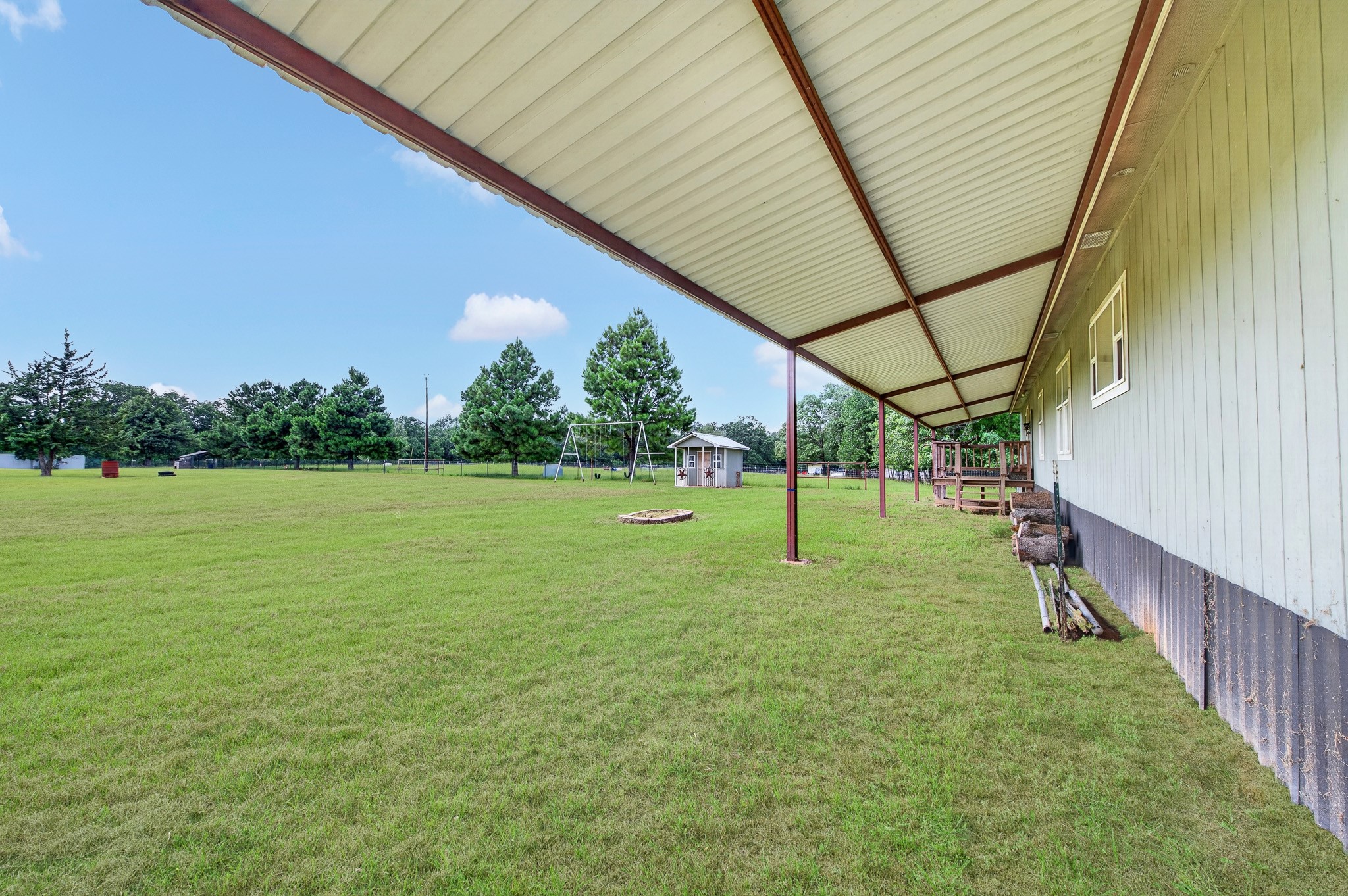 923 County Road 2415