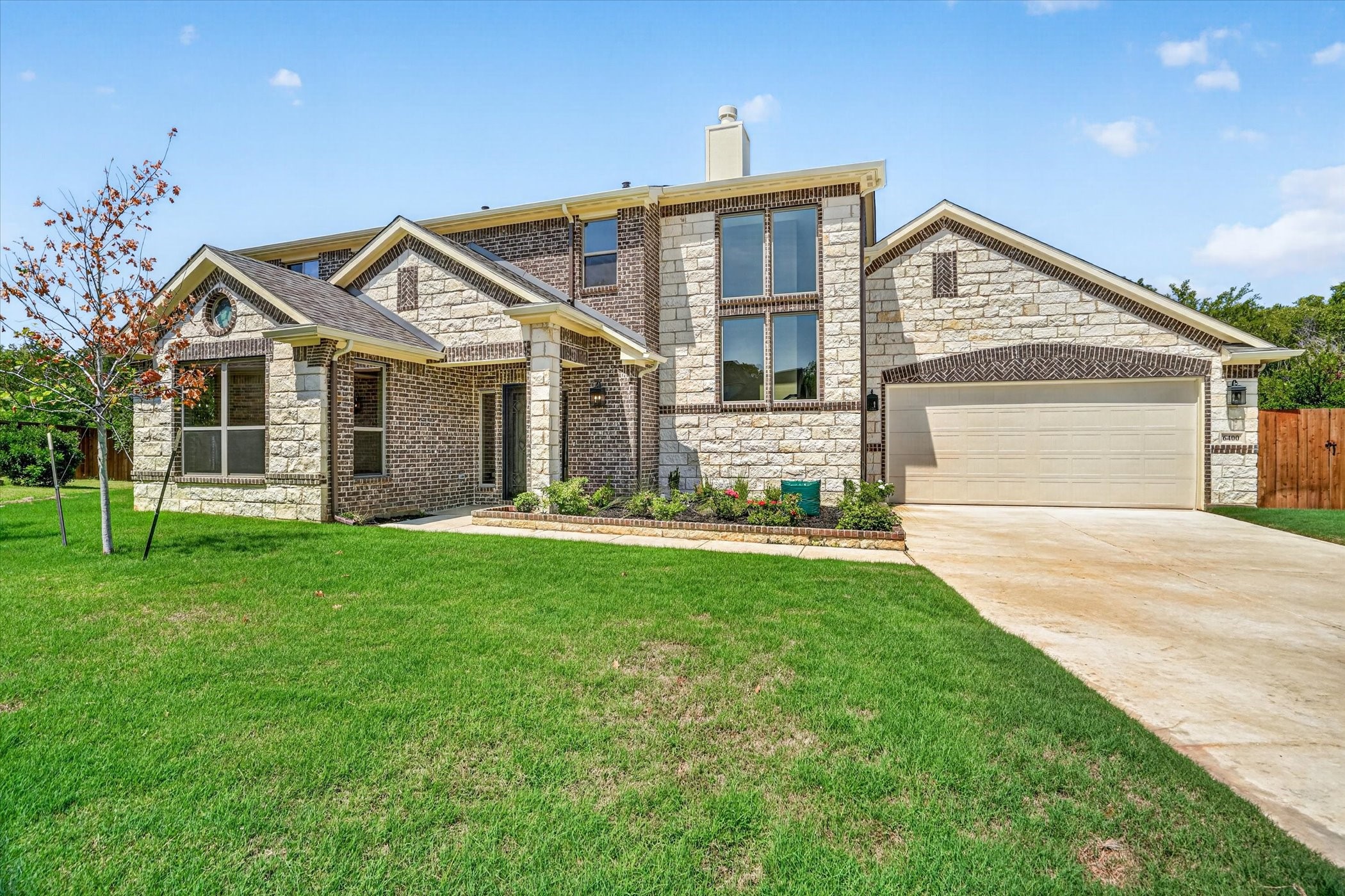 6400 Crapemyrtle Drive