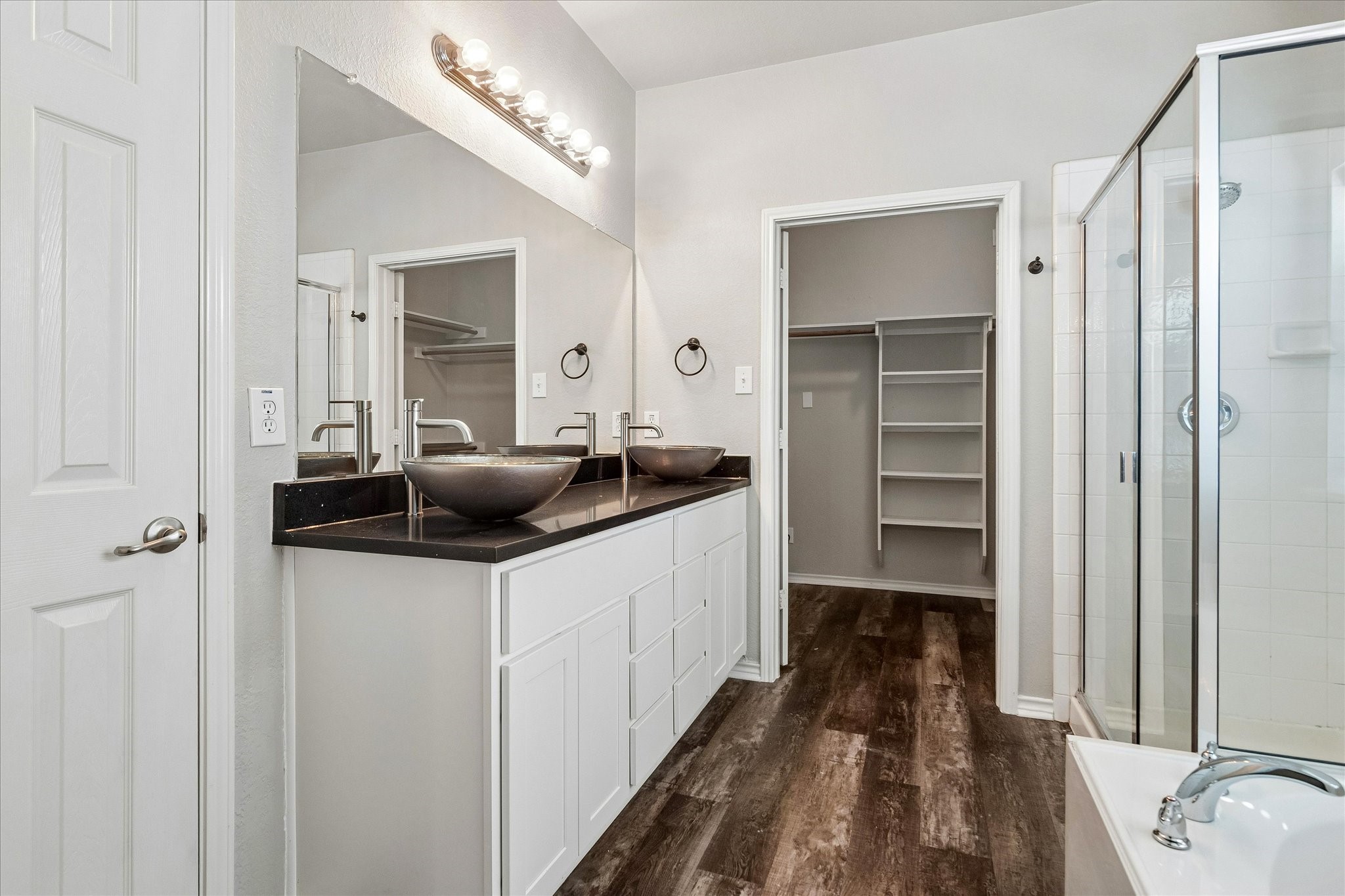 1145 King George Lane