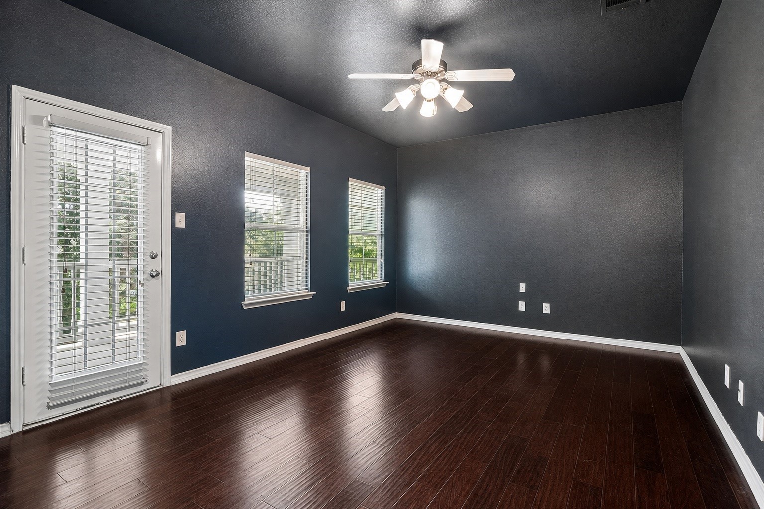 1145 King George Lane