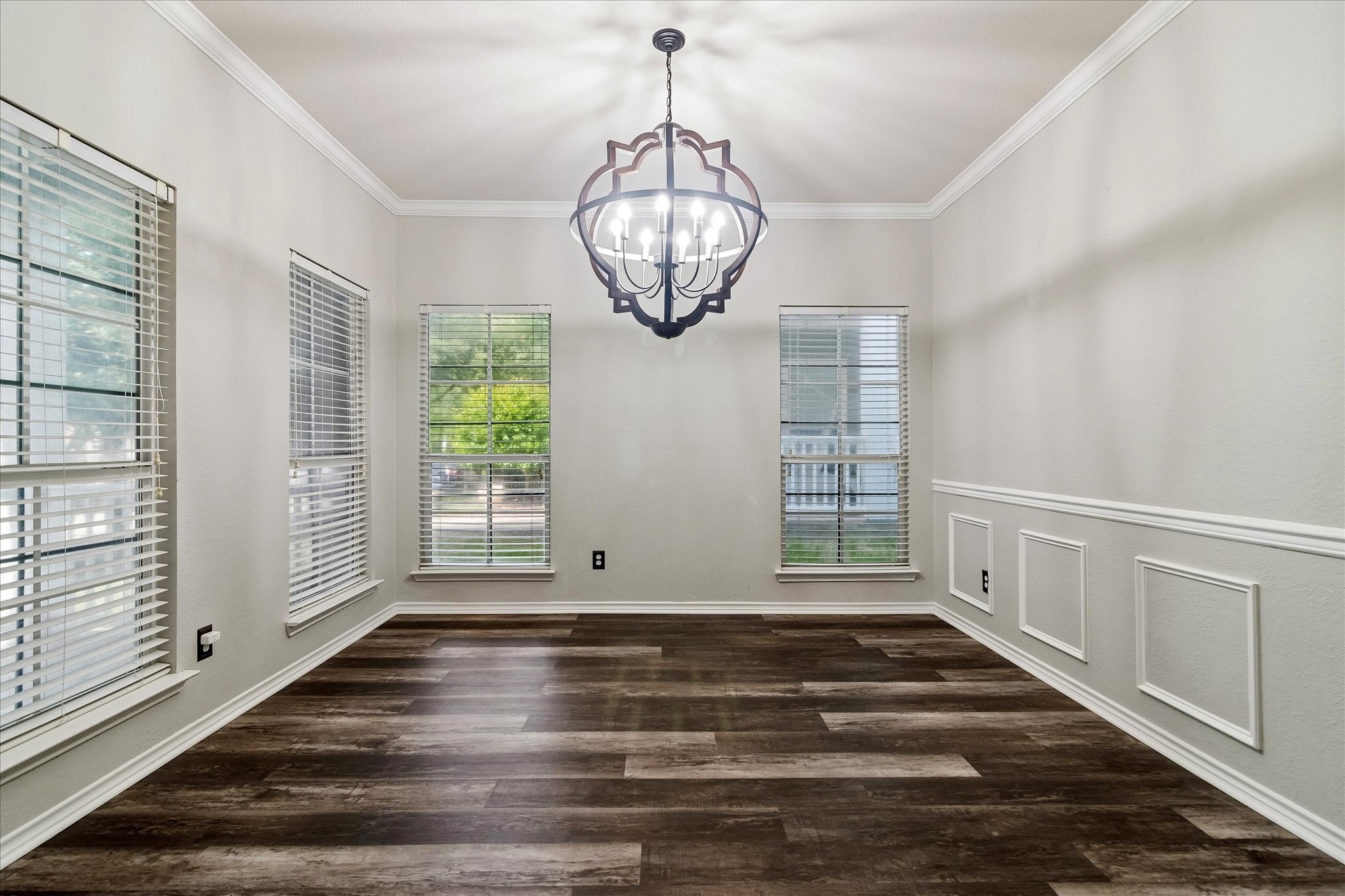 1145 King George Lane