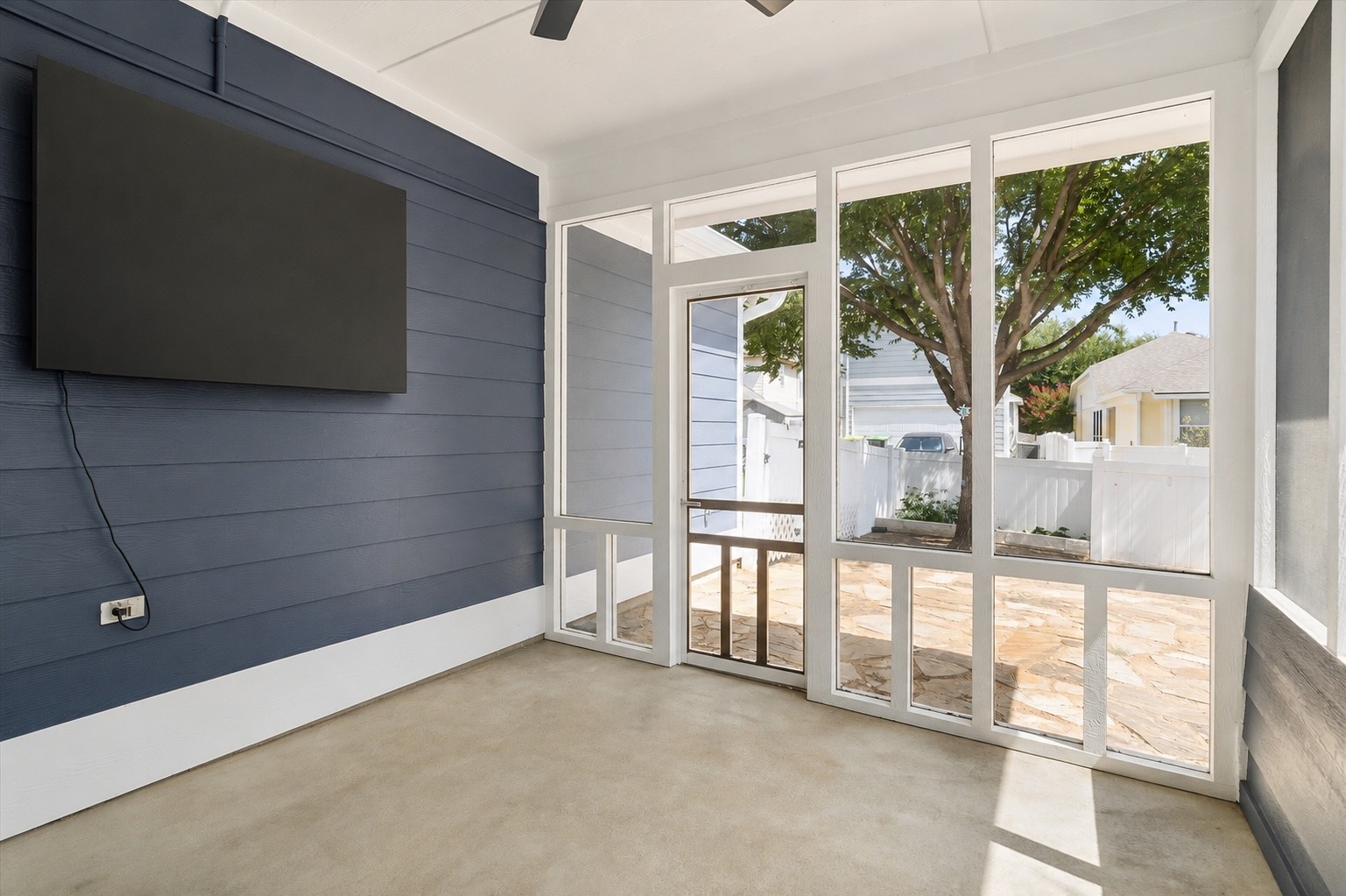 1145 King George Lane