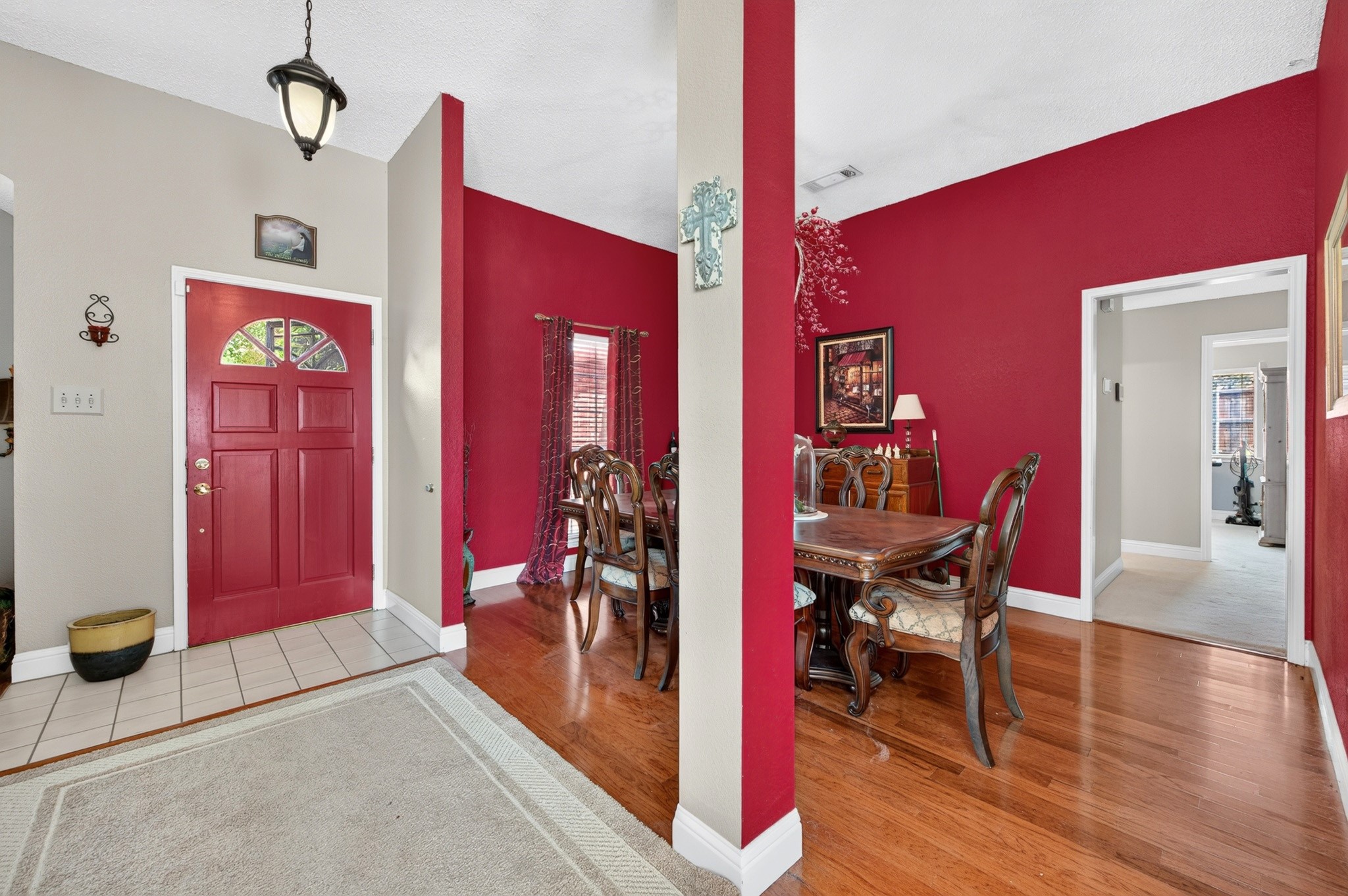1926 Oak Bend Lane