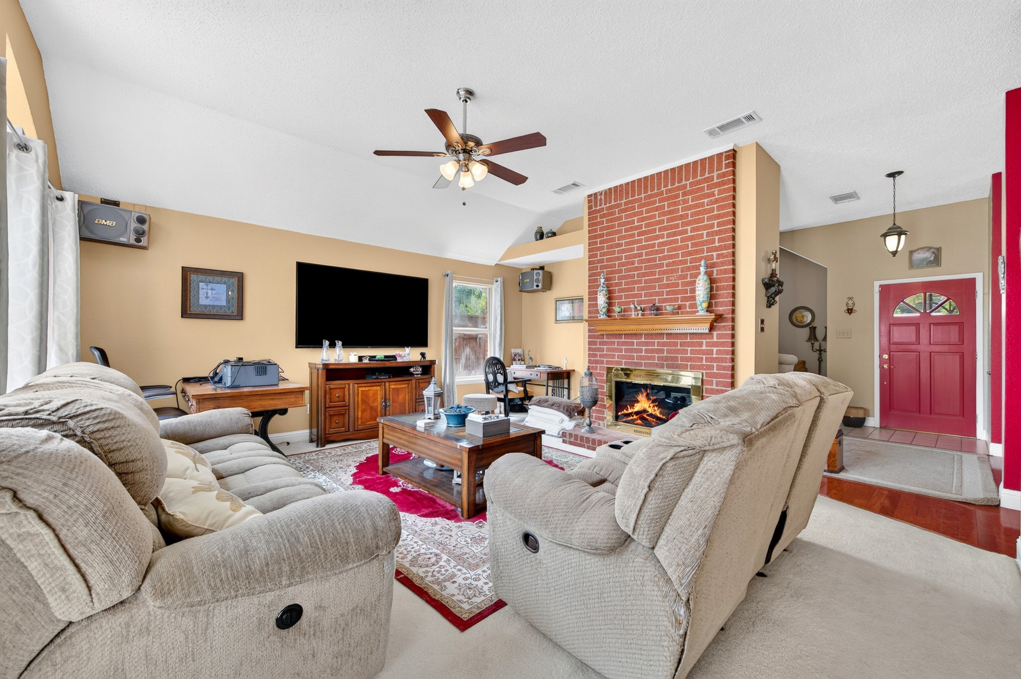 1926 Oak Bend Lane