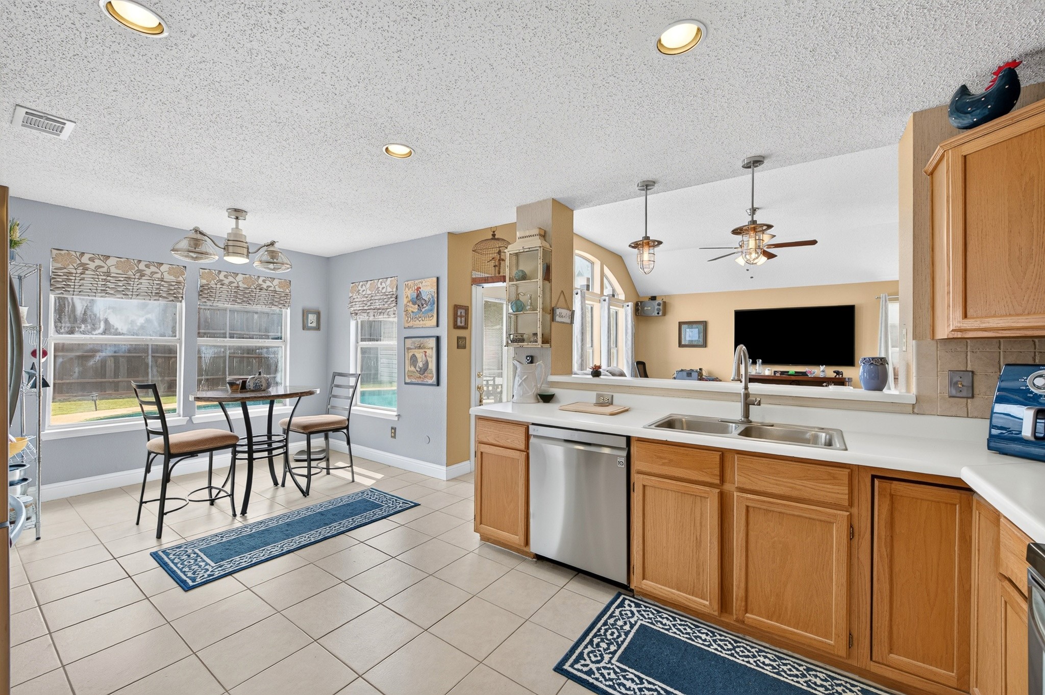 1926 Oak Bend Lane