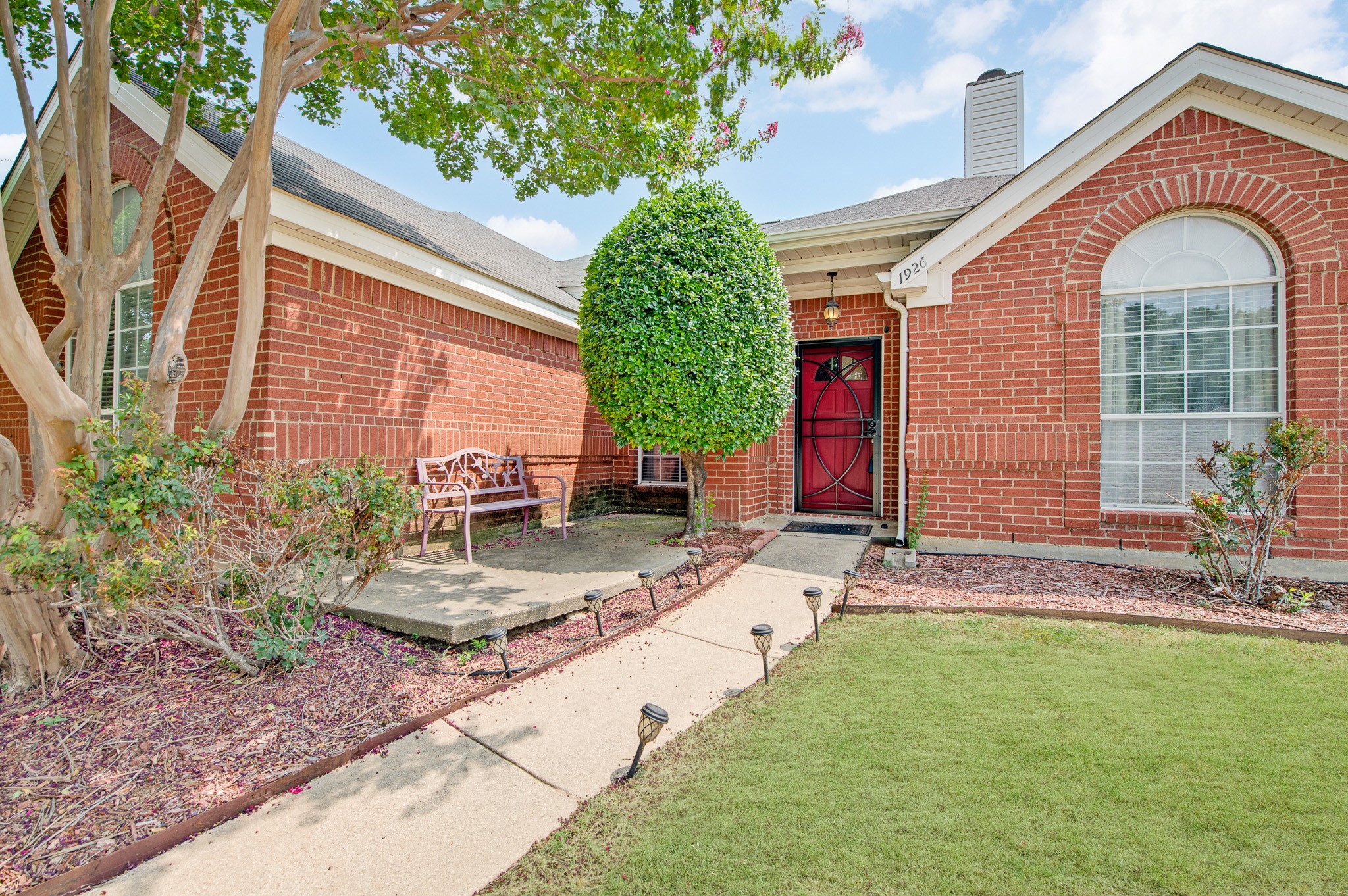 1926 Oak Bend Lane