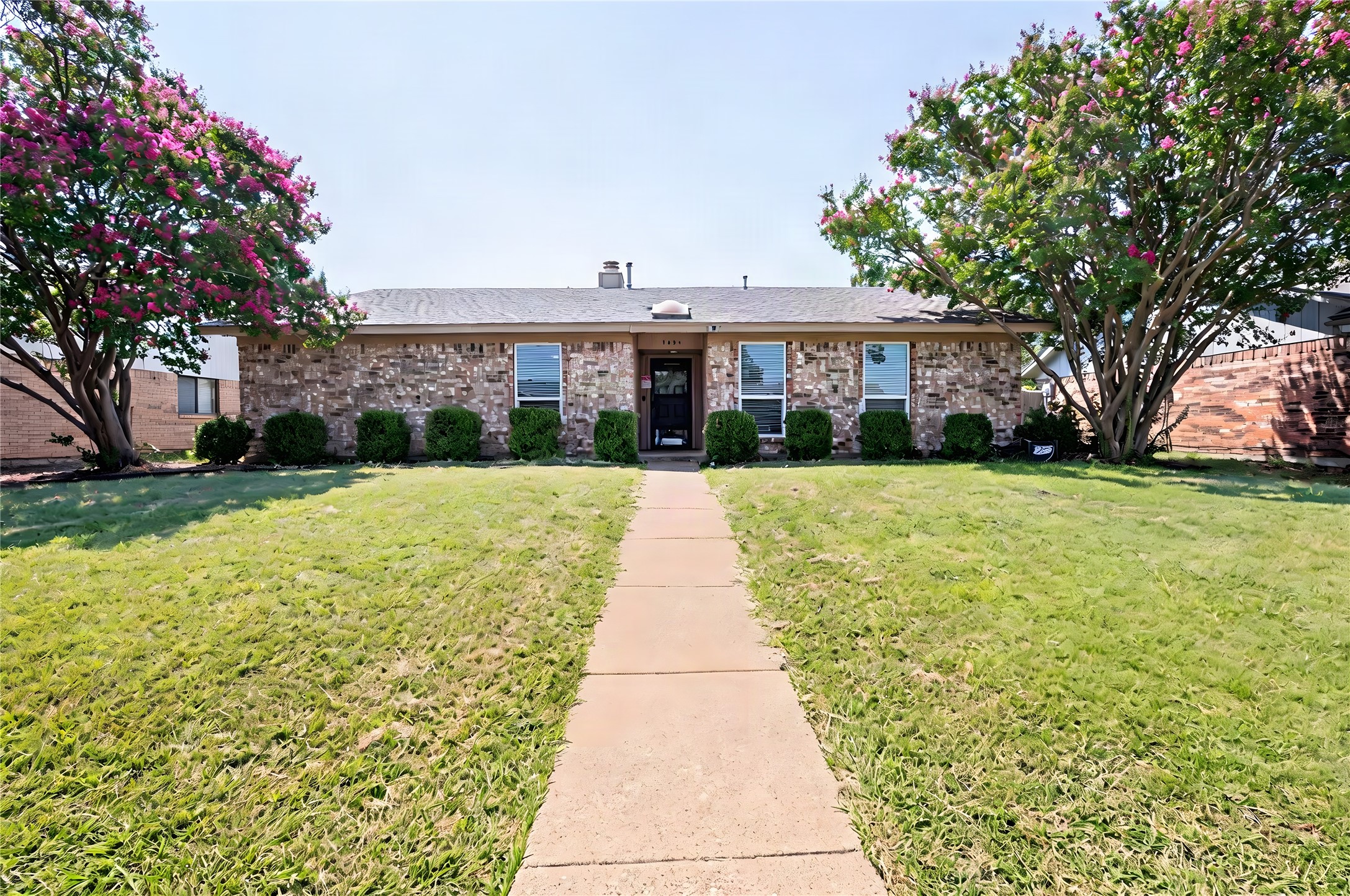 1654 Clarendon Drive