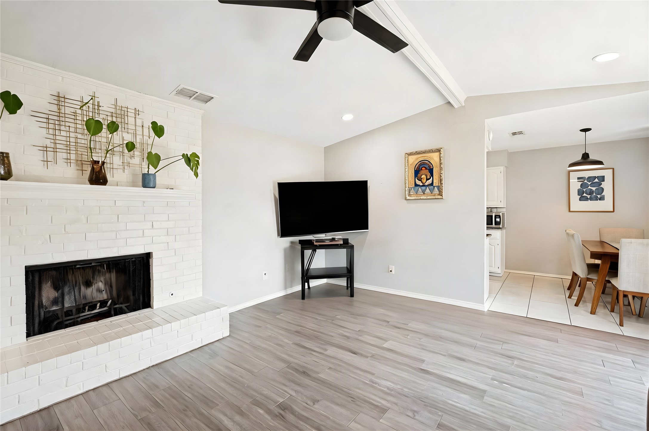 1654 Clarendon Drive