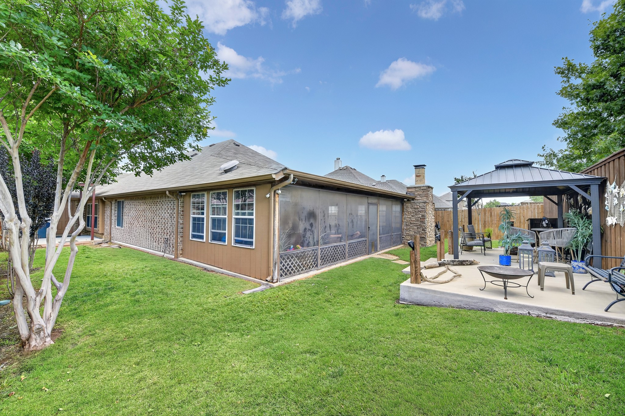 1120 Ponderosa Drive