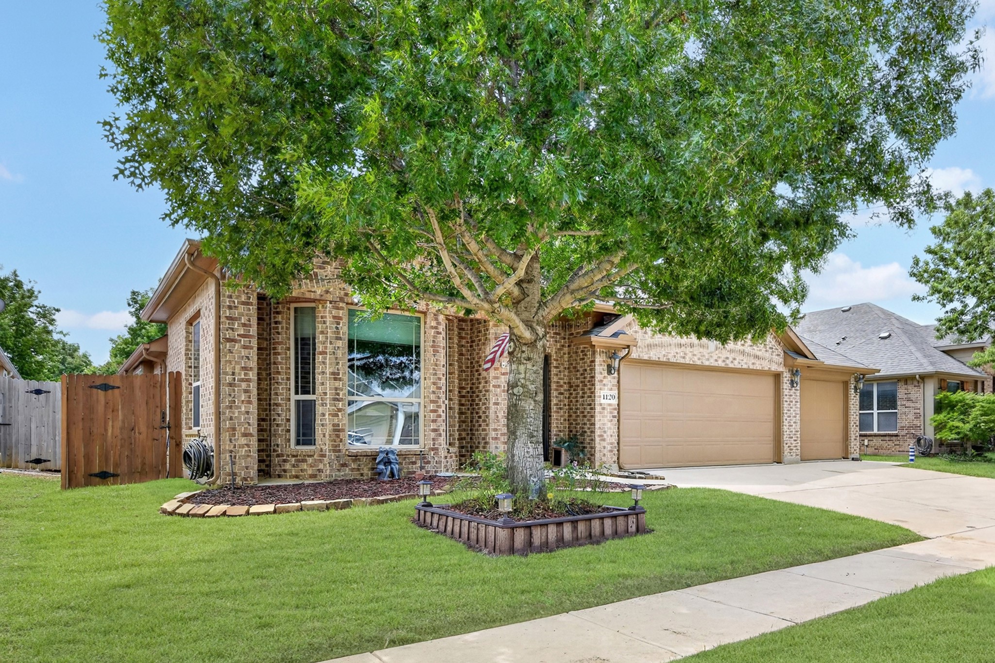 1120 Ponderosa Drive
