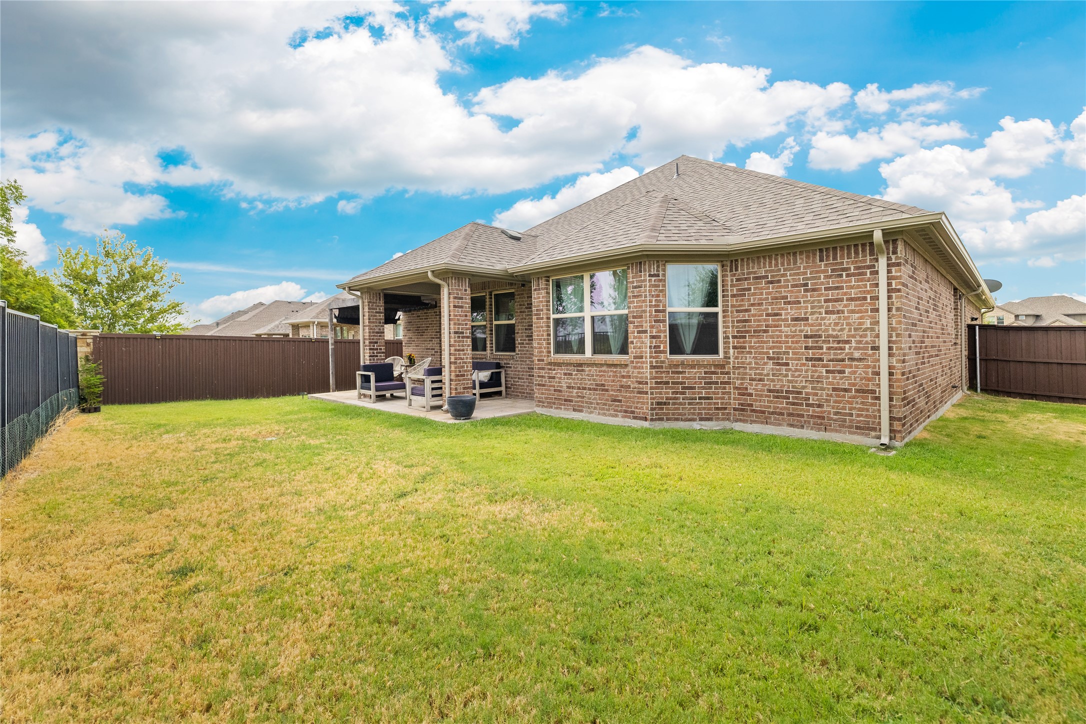 5460 Mustang Lane